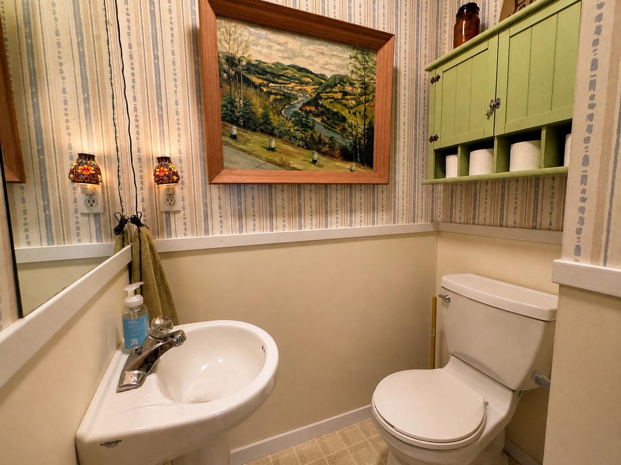 main property photo 23