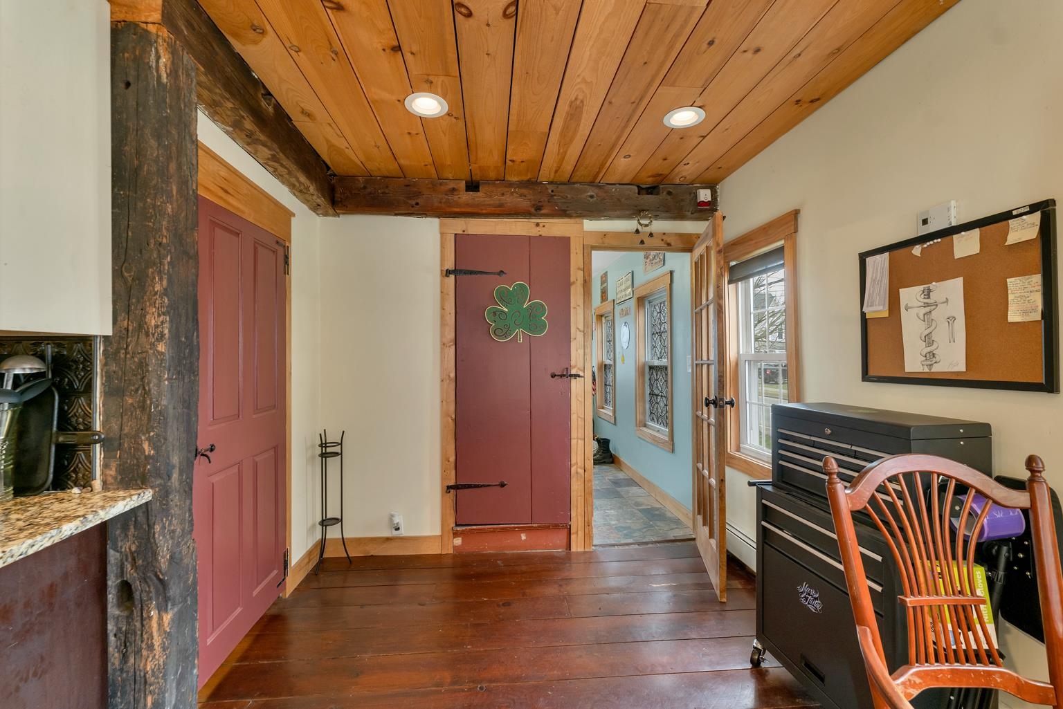 main property photo 12