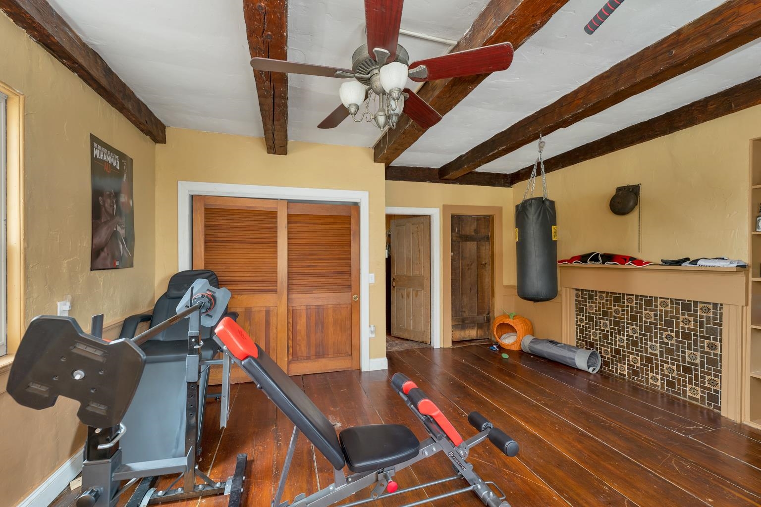 main property photo 24
