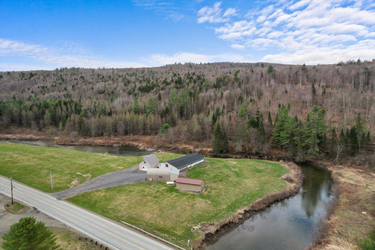 main property photo 40