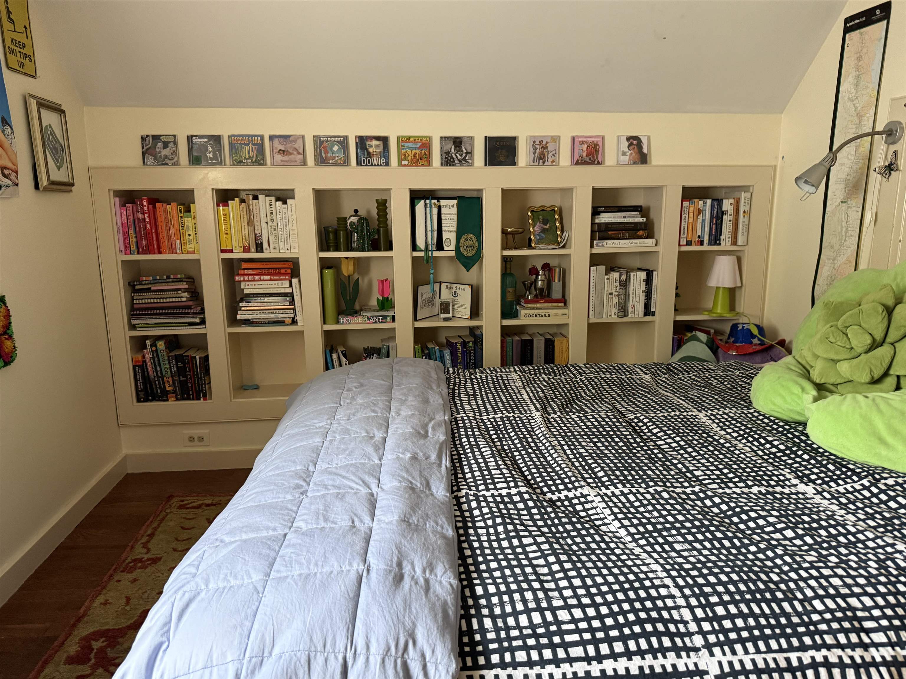 main property photo 34