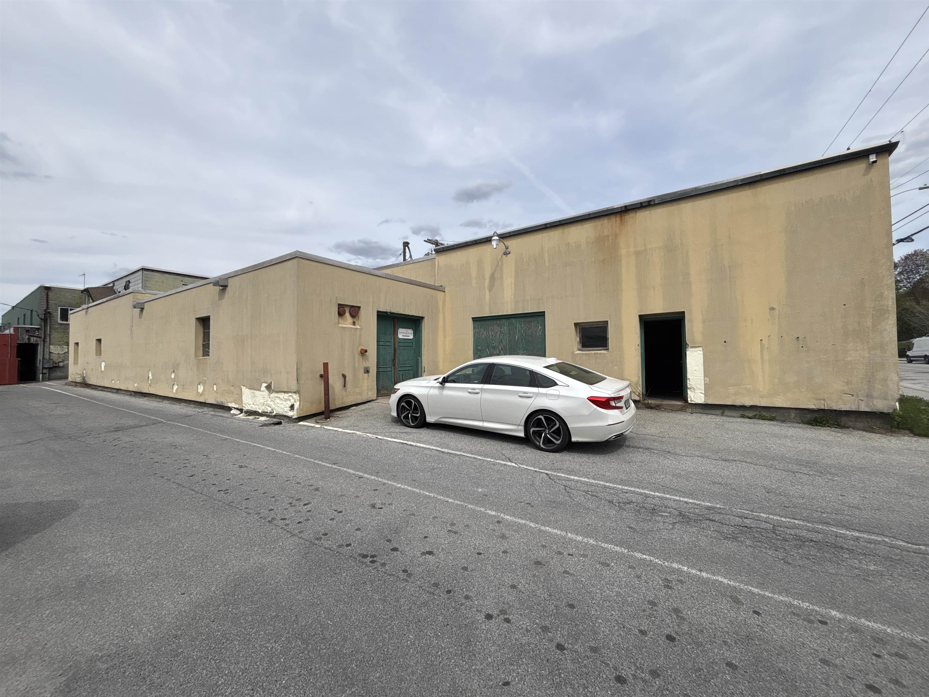 main property photo 19