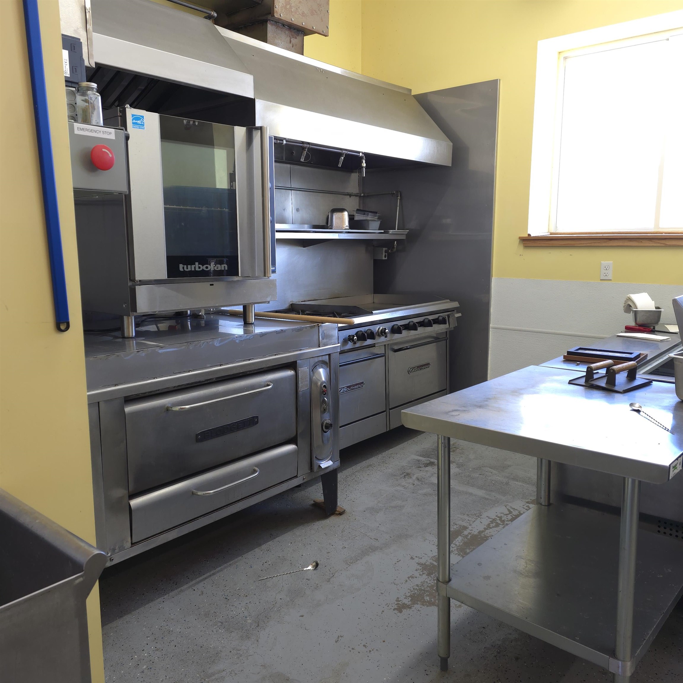 main property photo 14