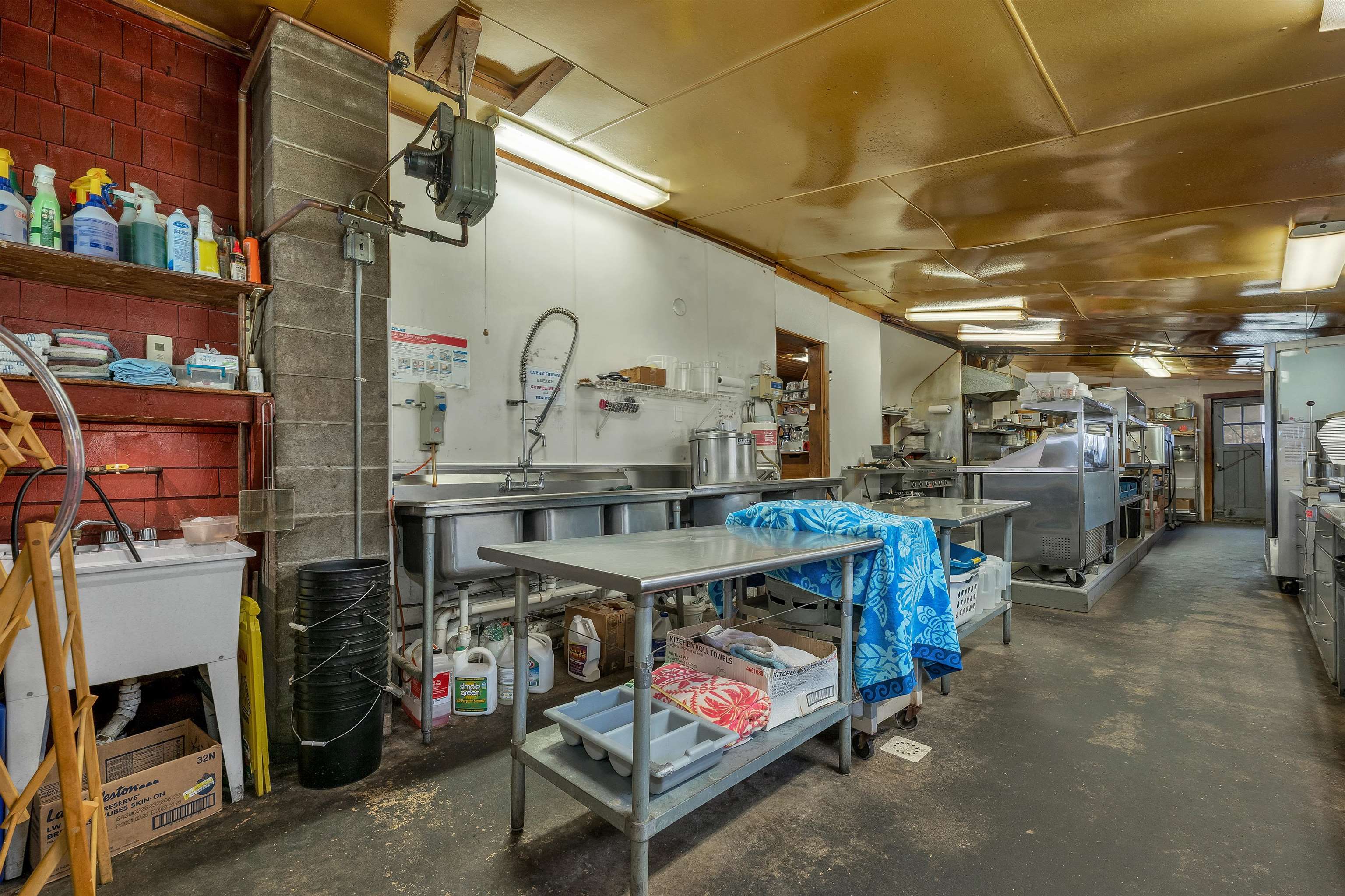 main property photo 49