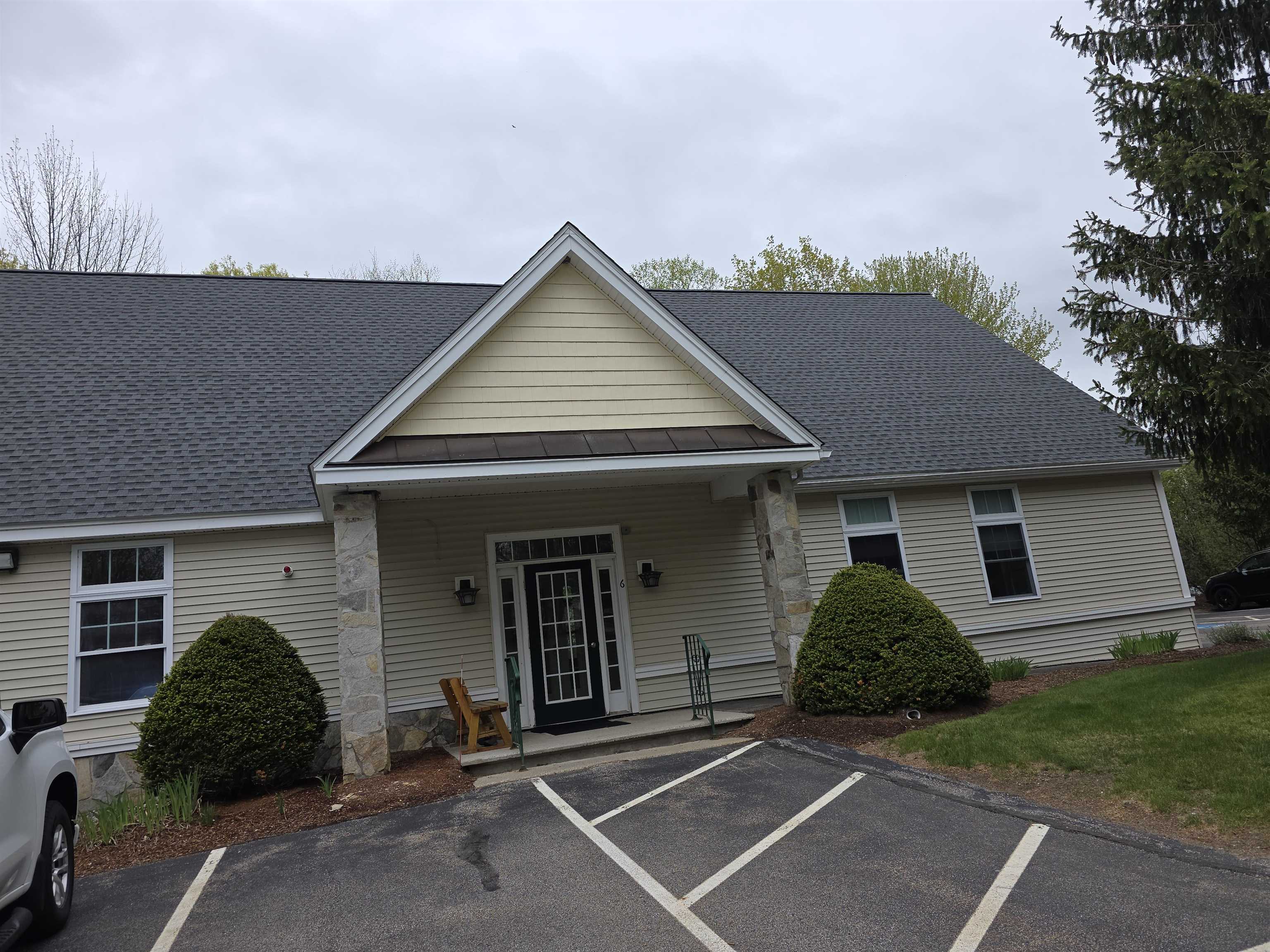 main property photo 49