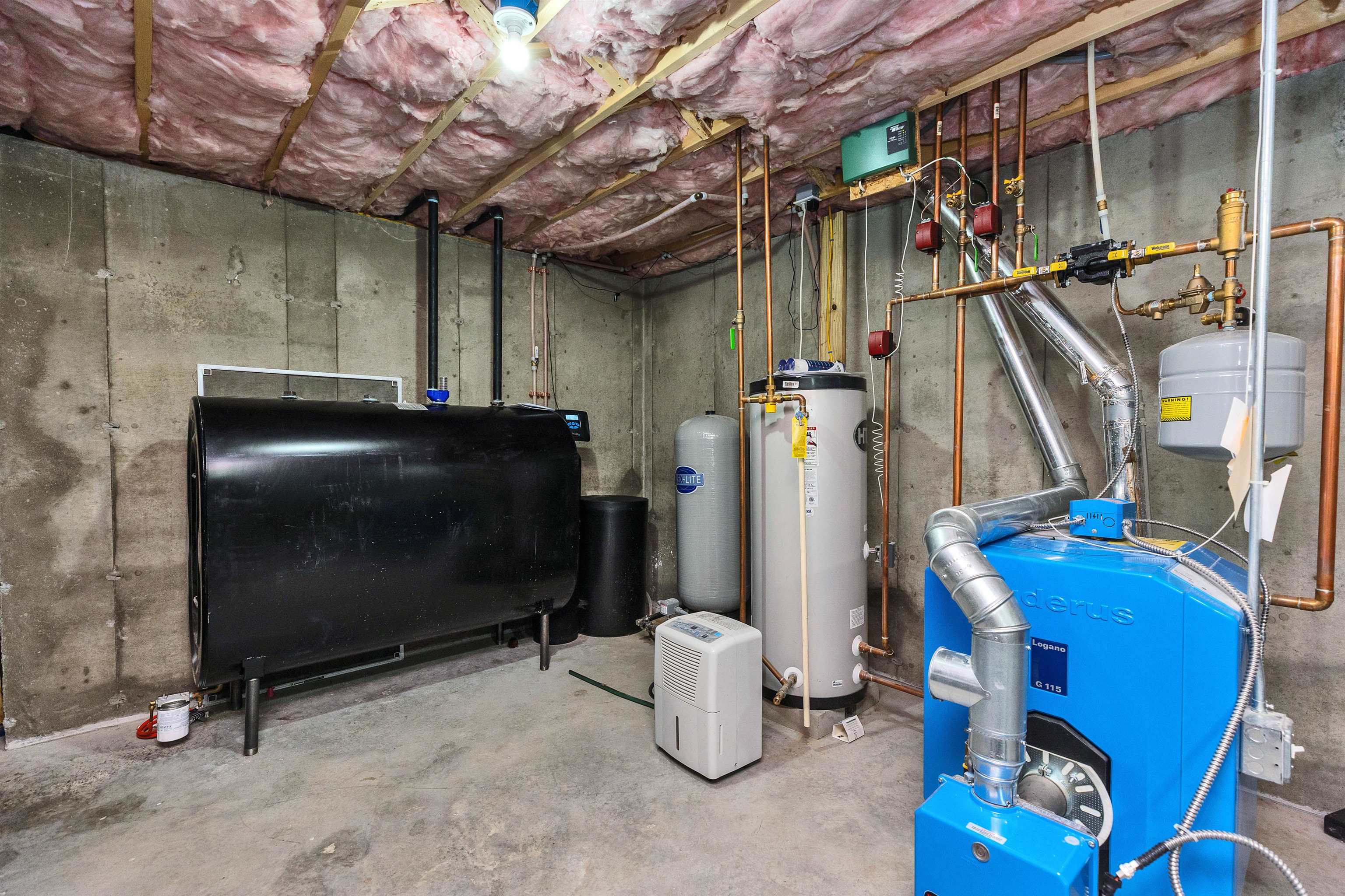 main property photo 44