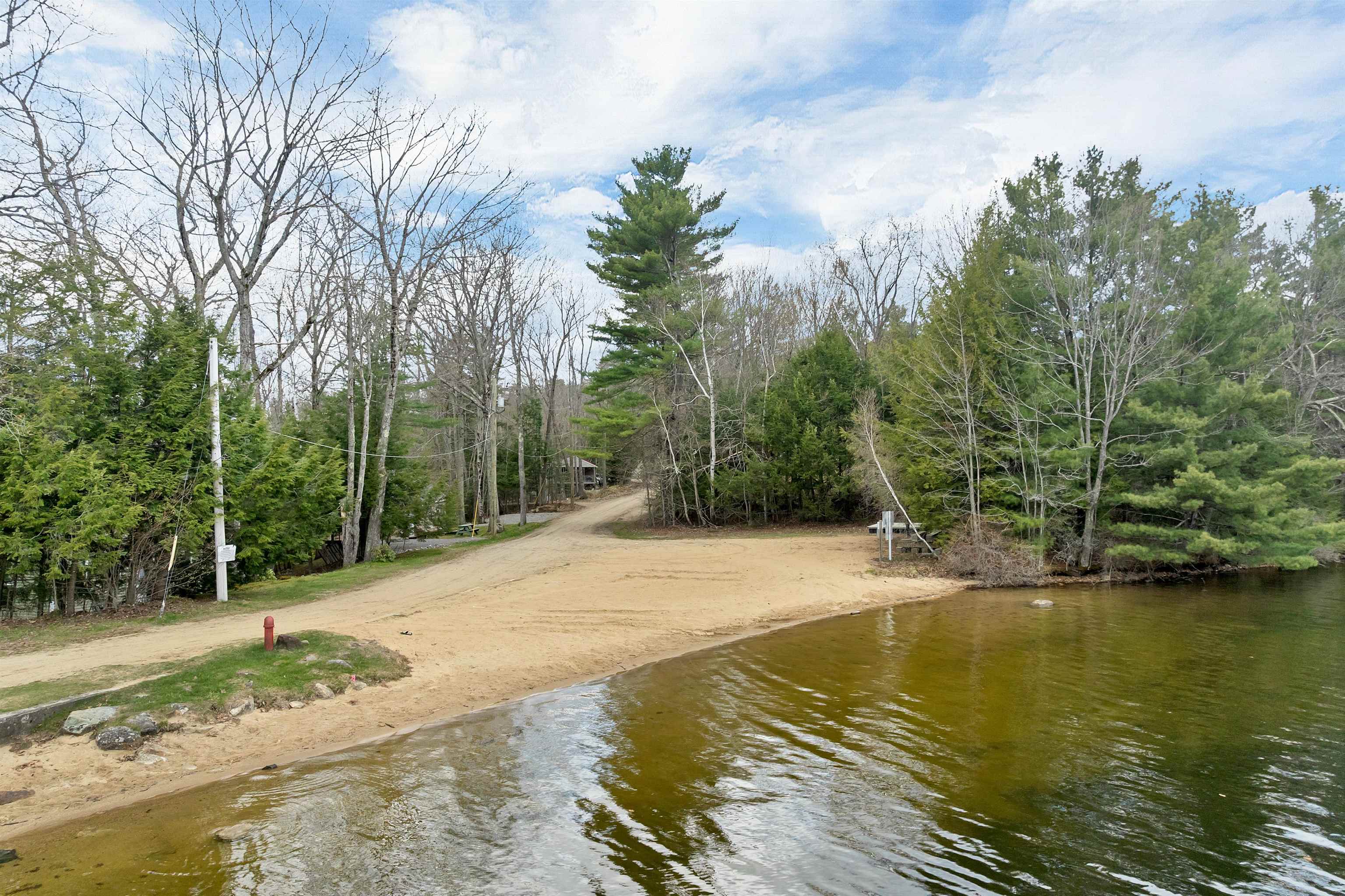 main property photo 45