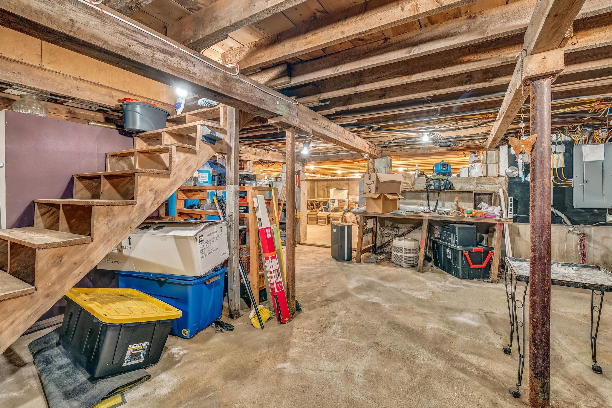 main property photo 25