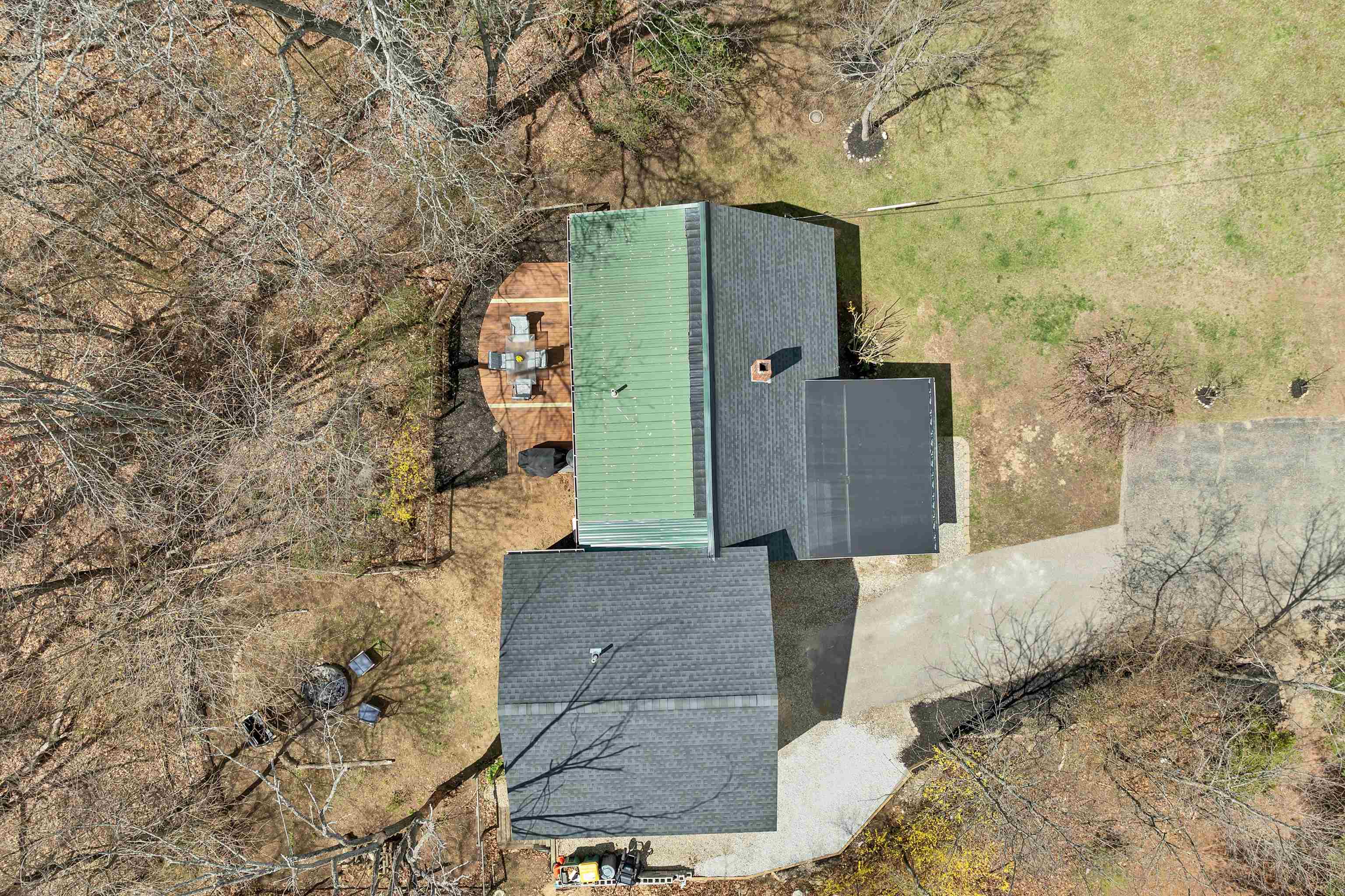 main property photo 39