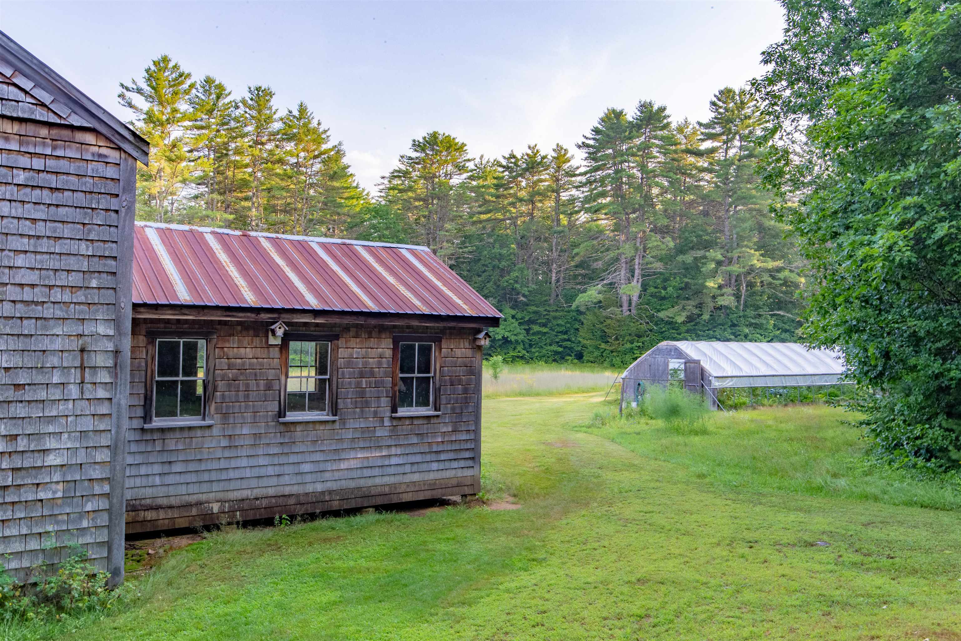 main property photo 27