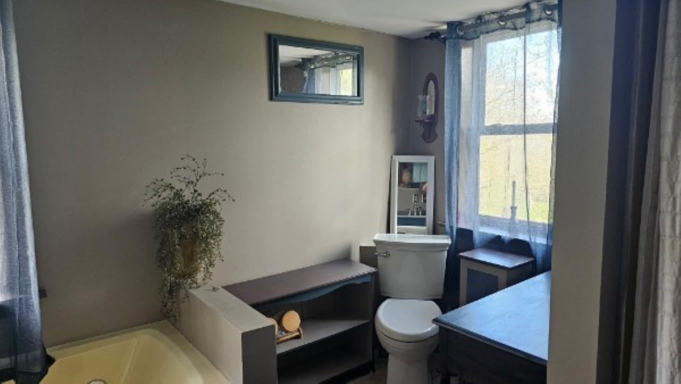 main property photo 50