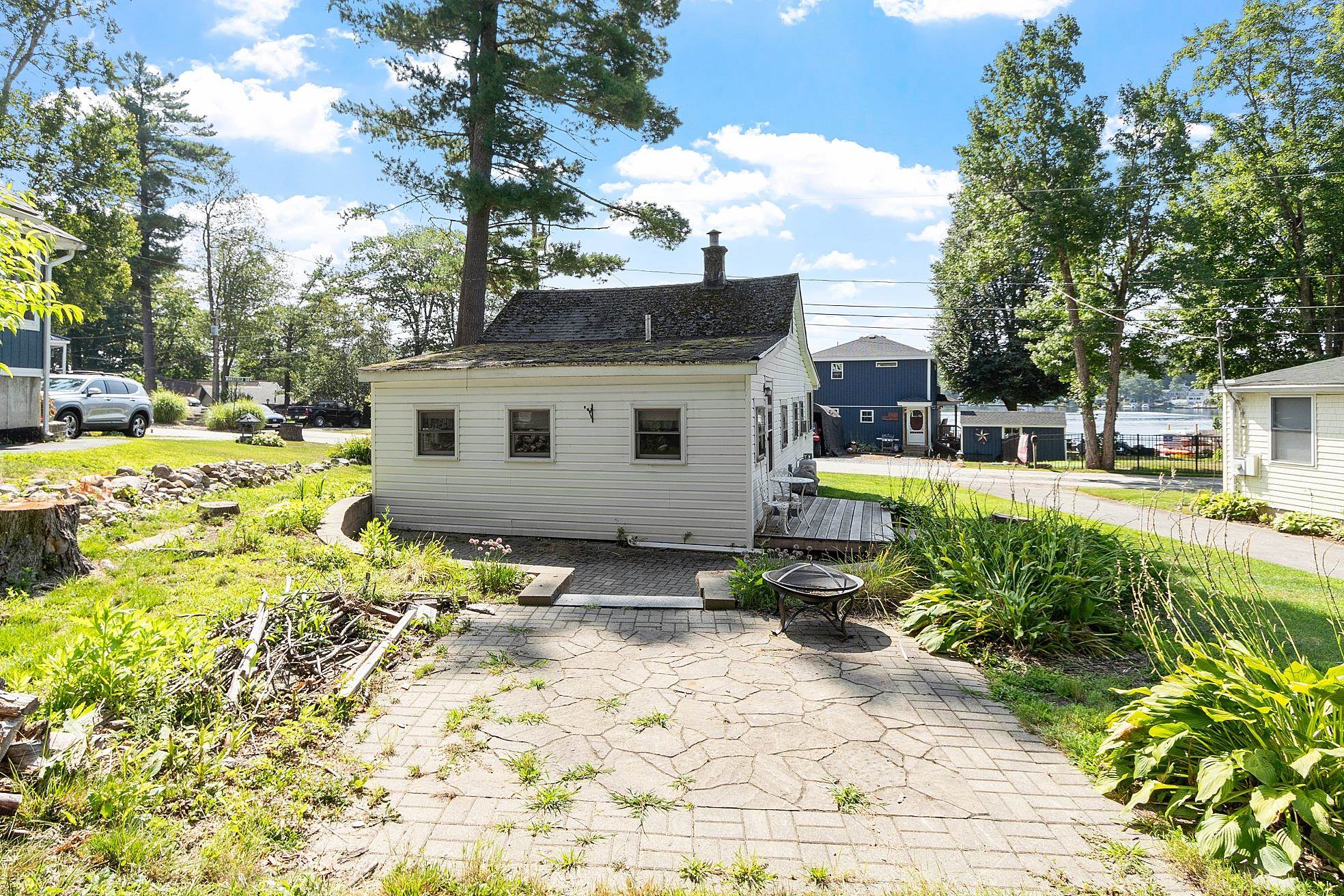 main property photo 5