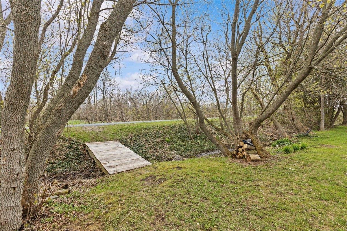 main property photo 44