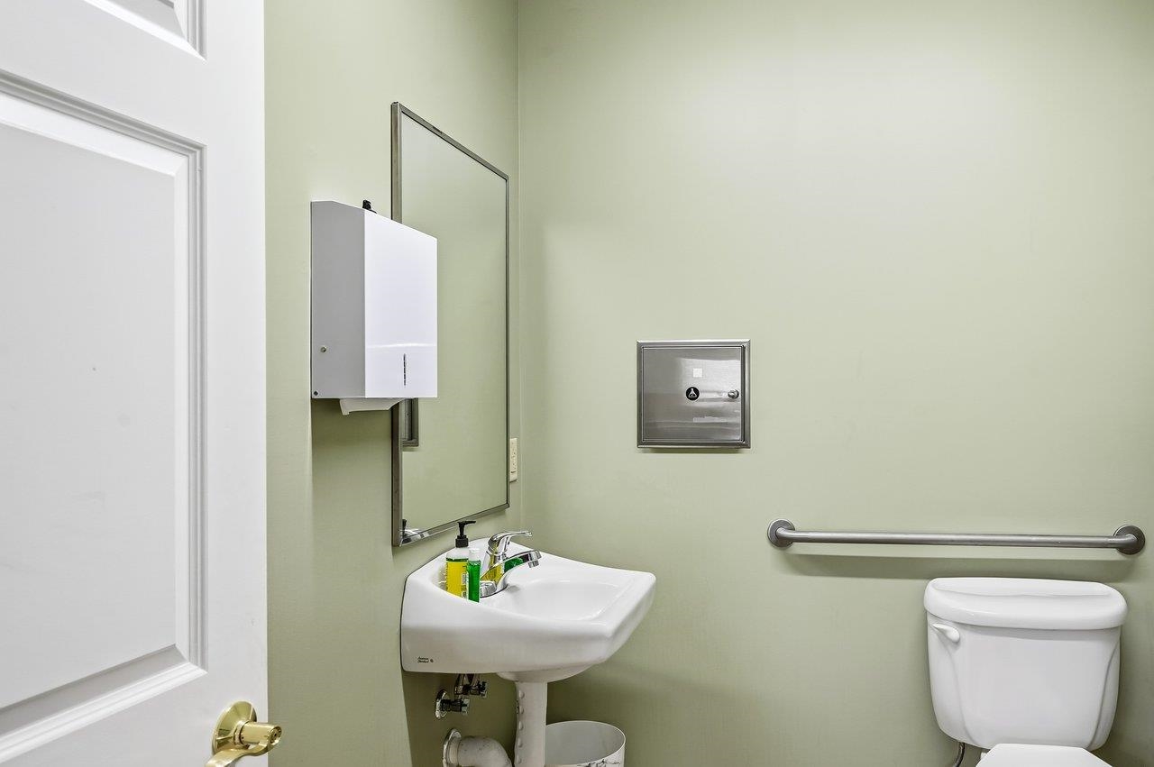main property photo 18