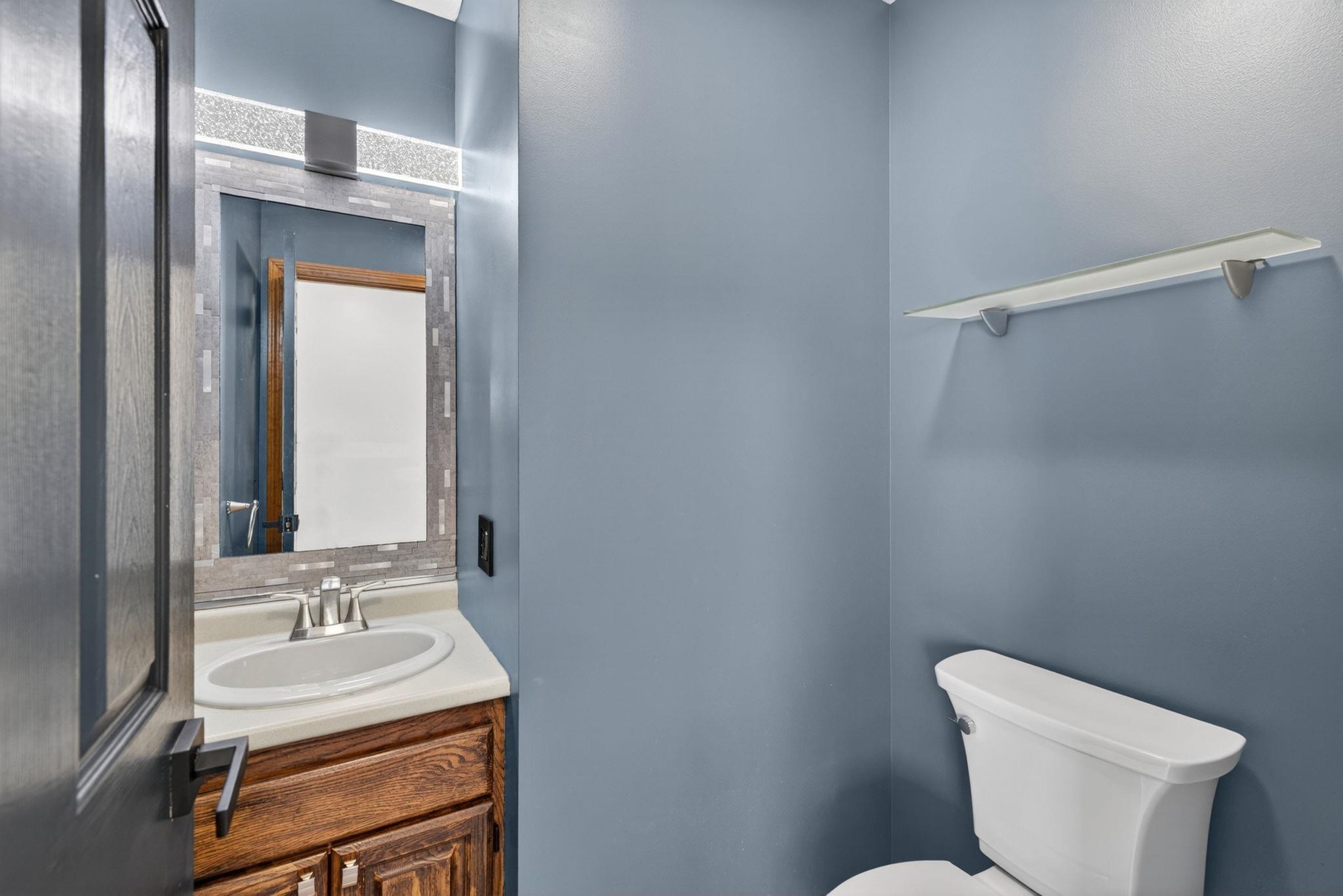 main property photo 10