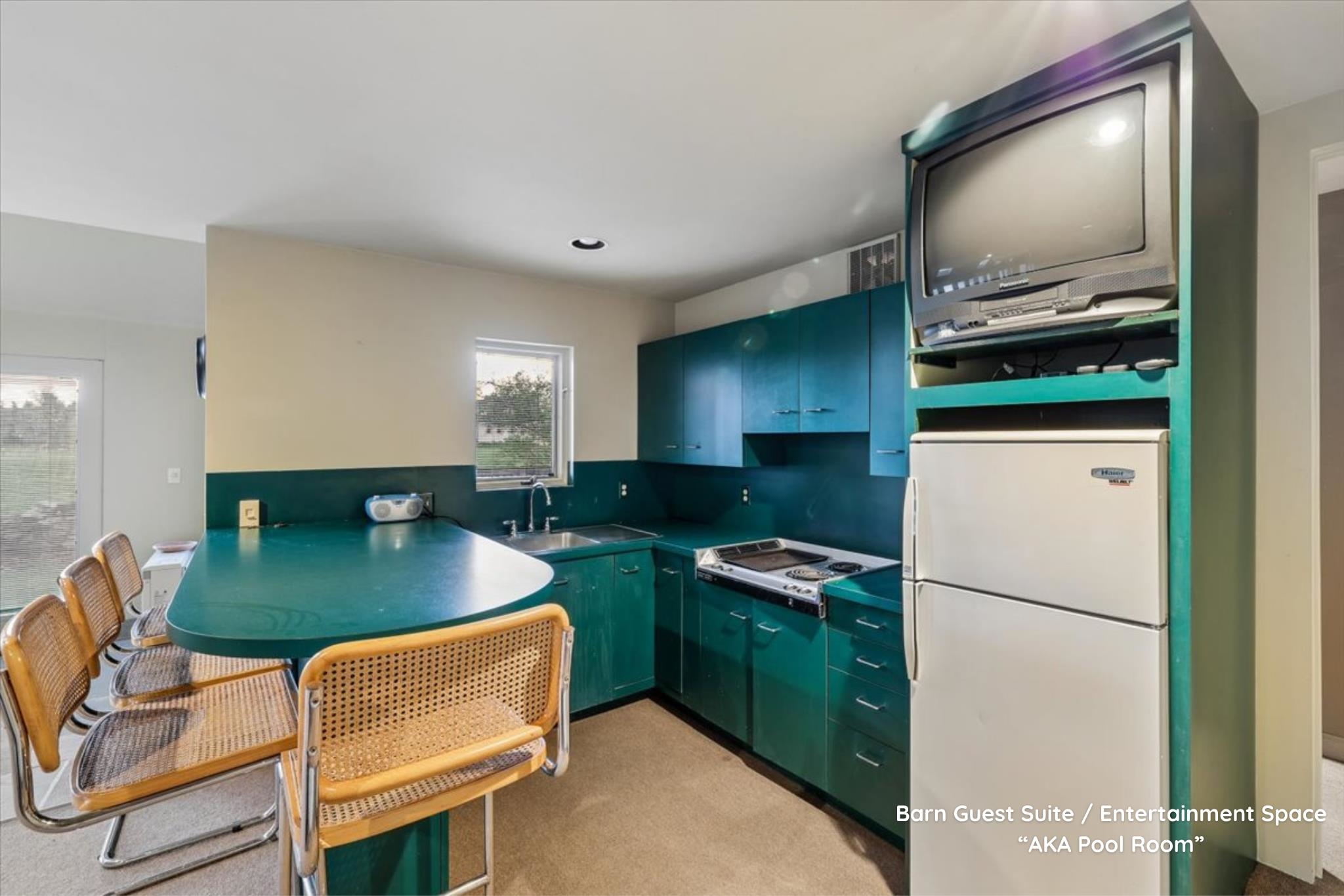 main property photo 45