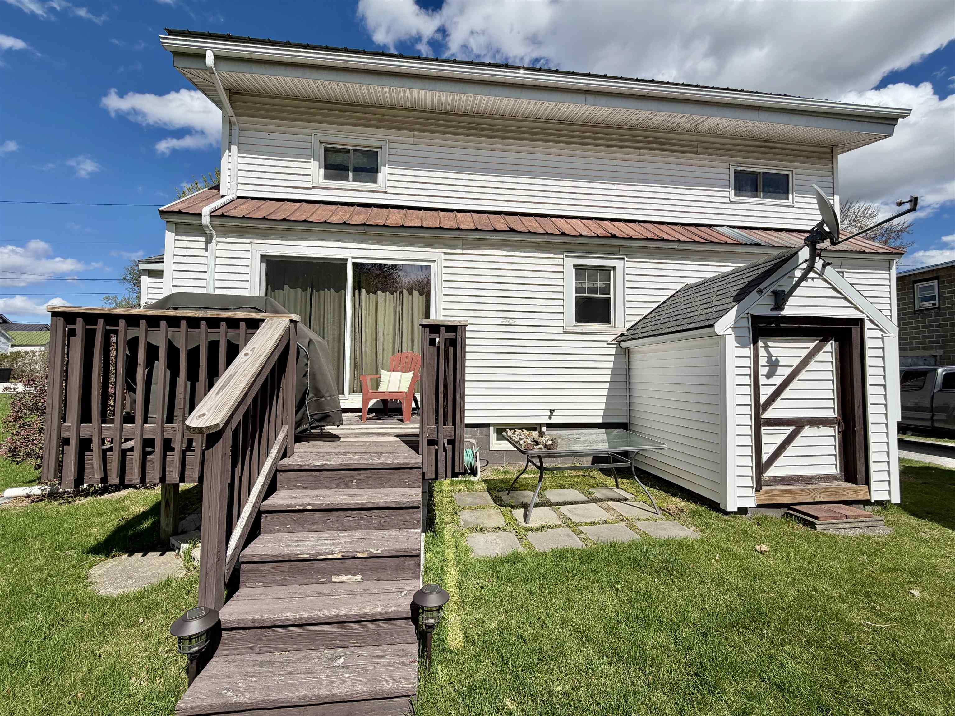 main property photo 22