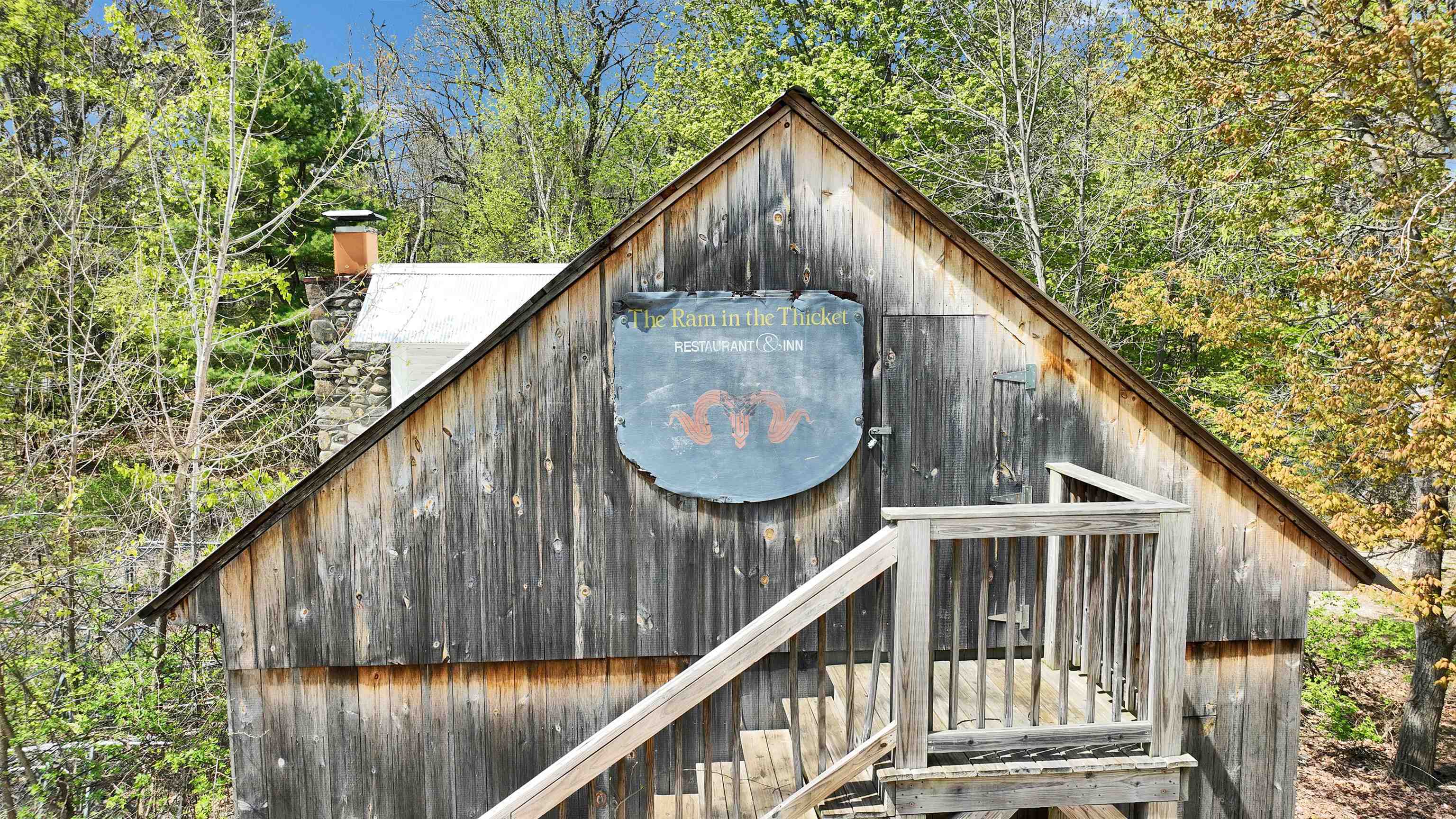main property photo 27