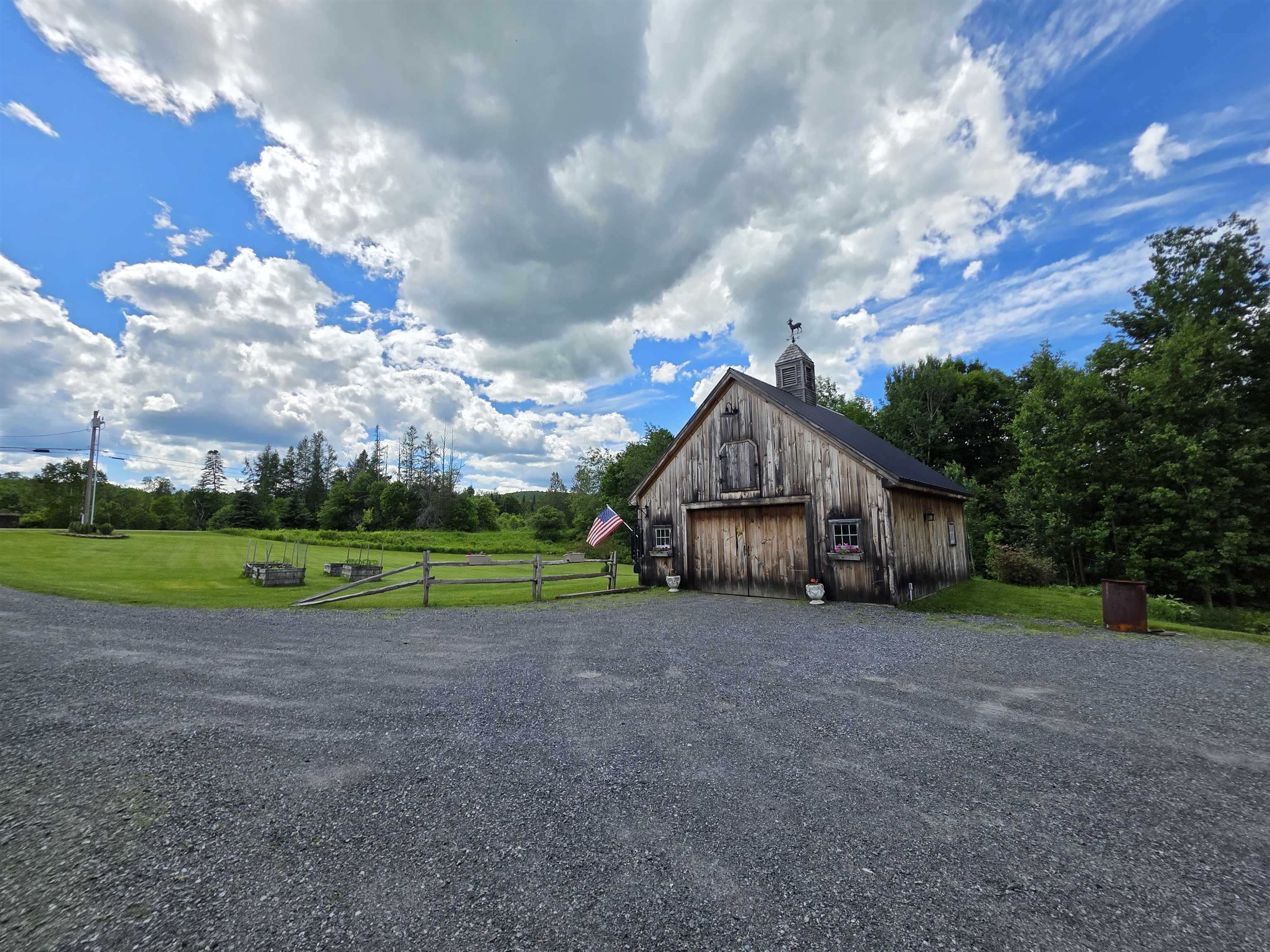 main property photo 46
