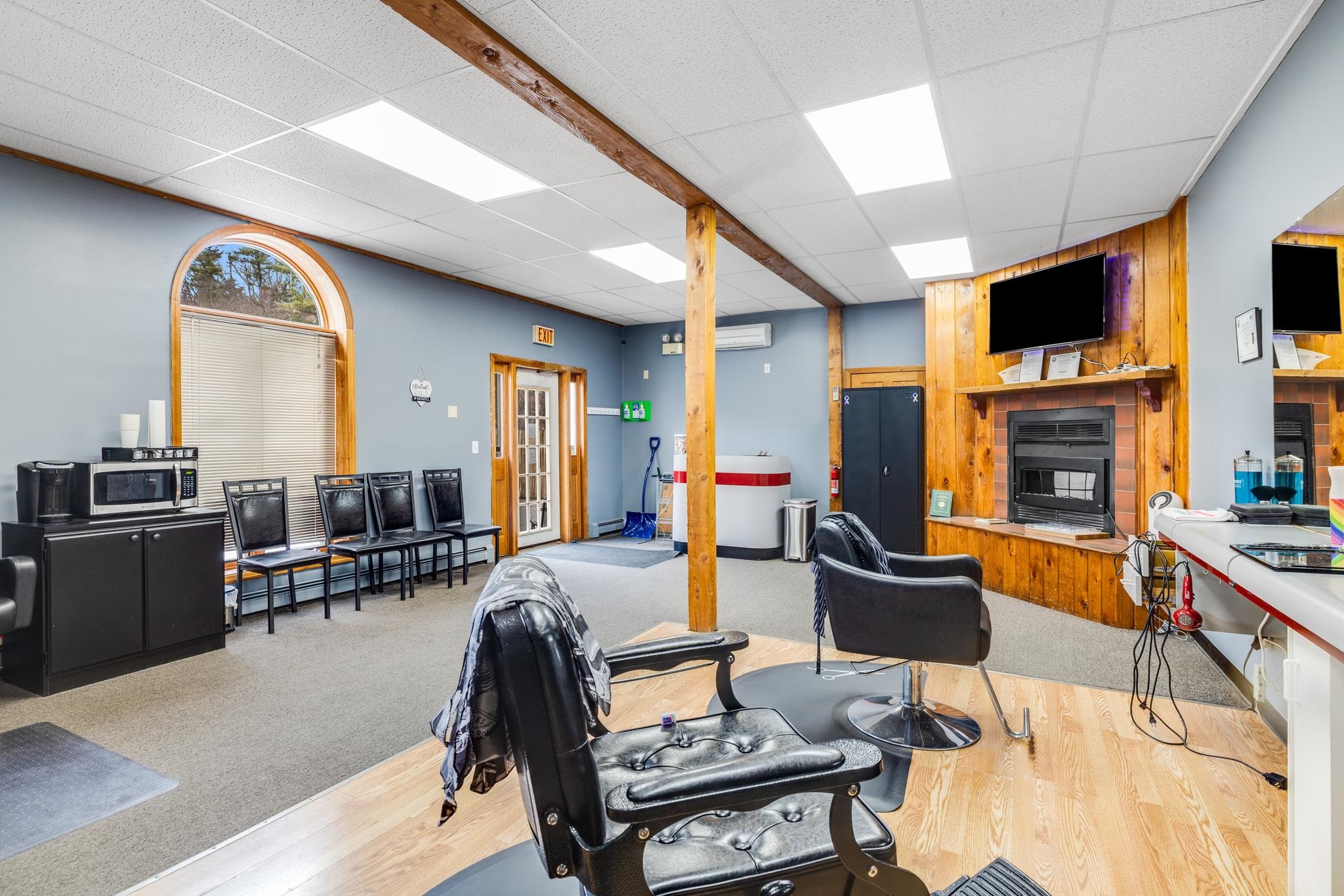 main property photo 25
