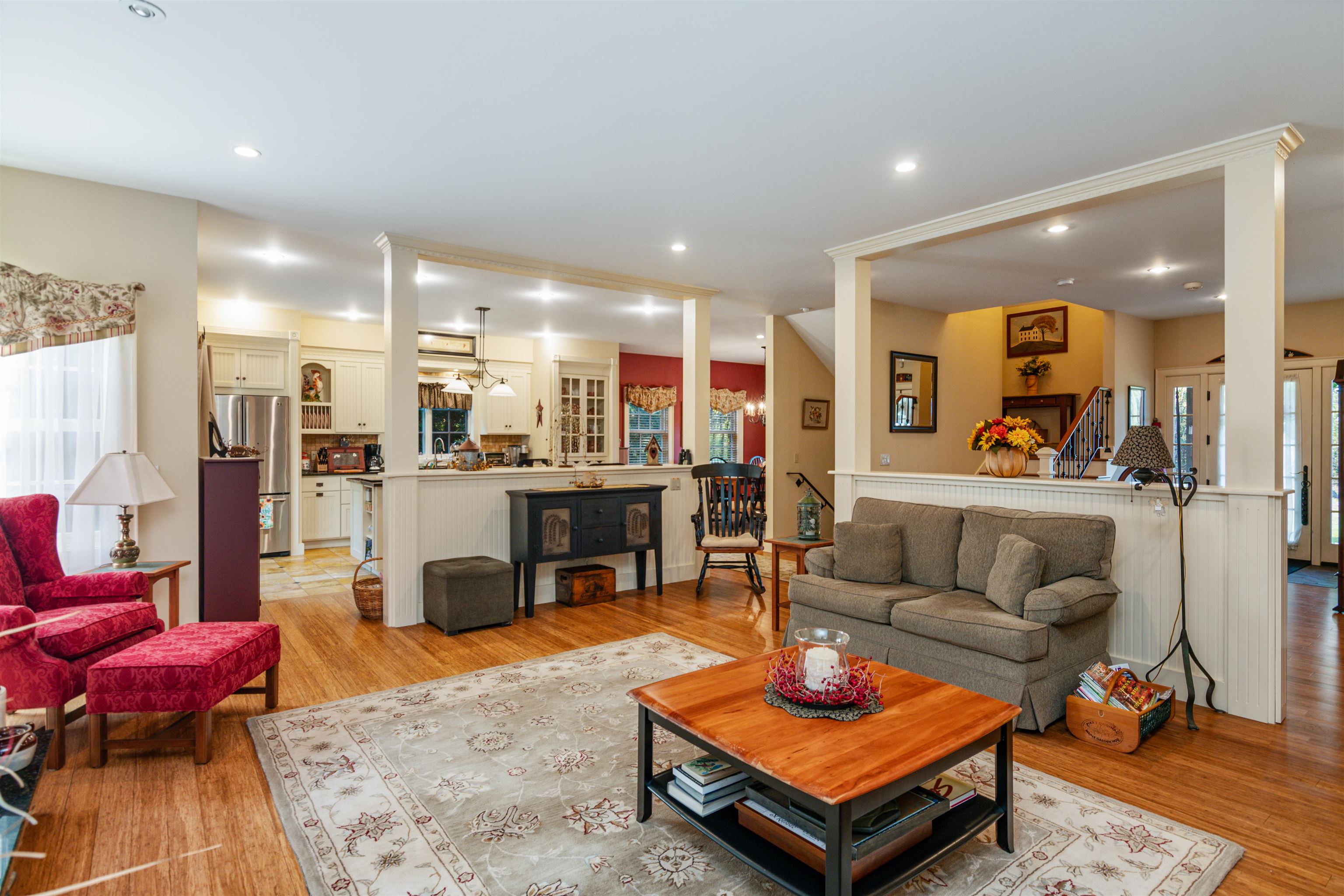 main property photo 19