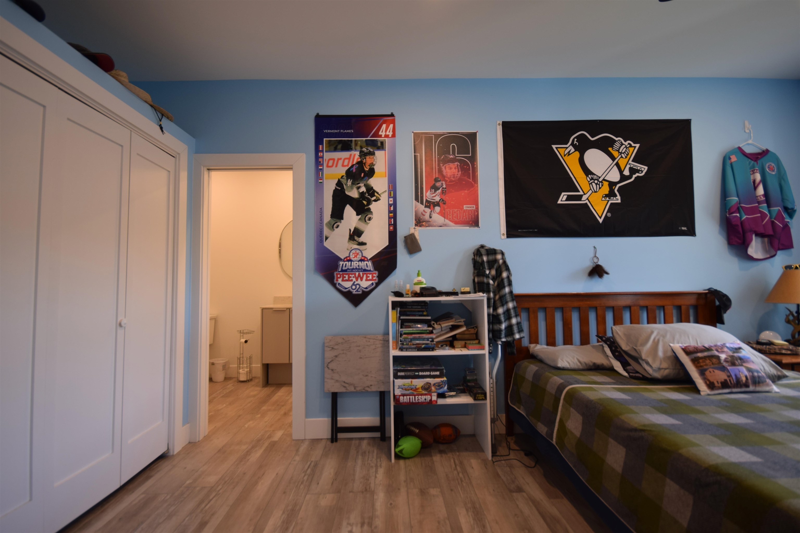 main property photo 23