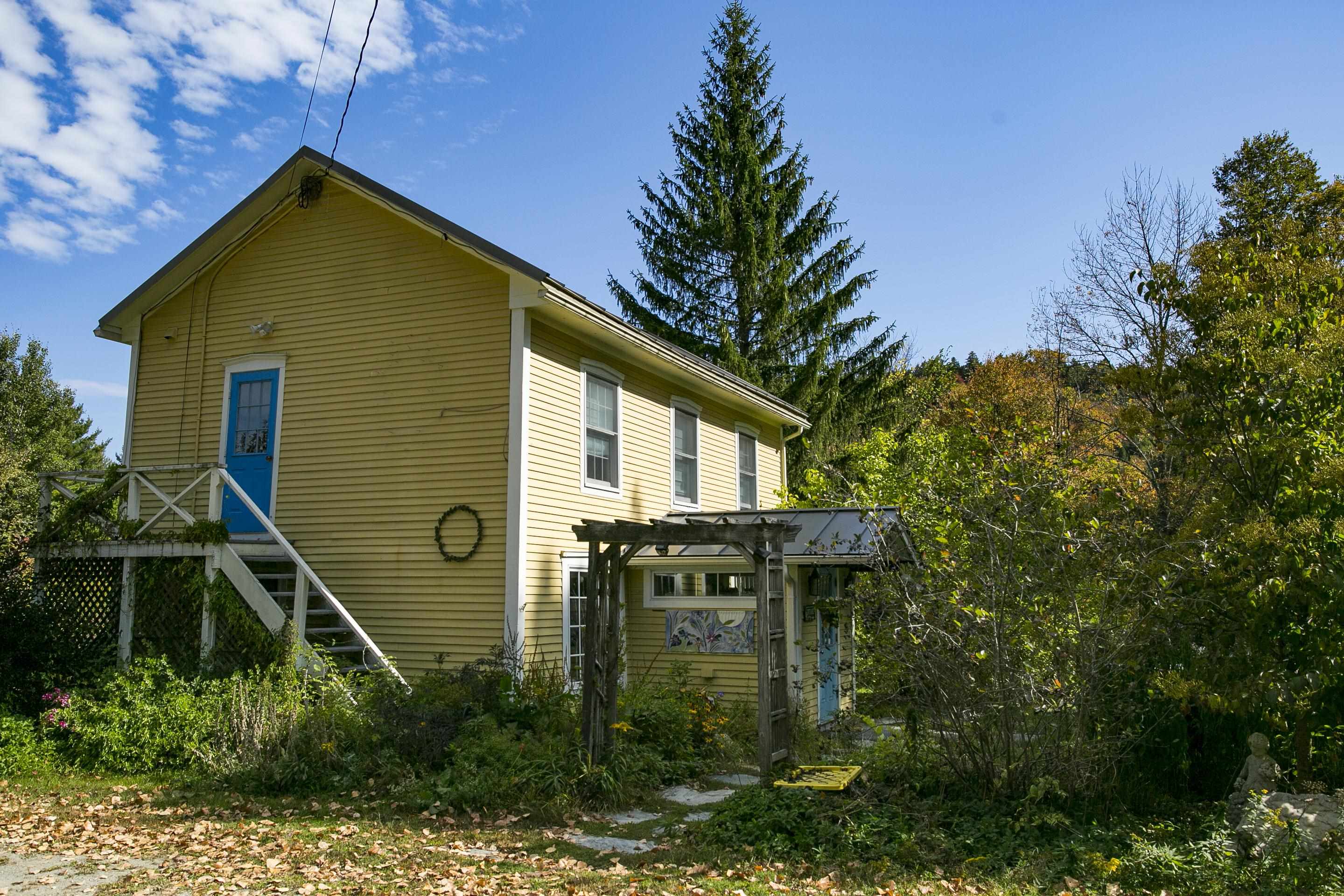 main property photo 36