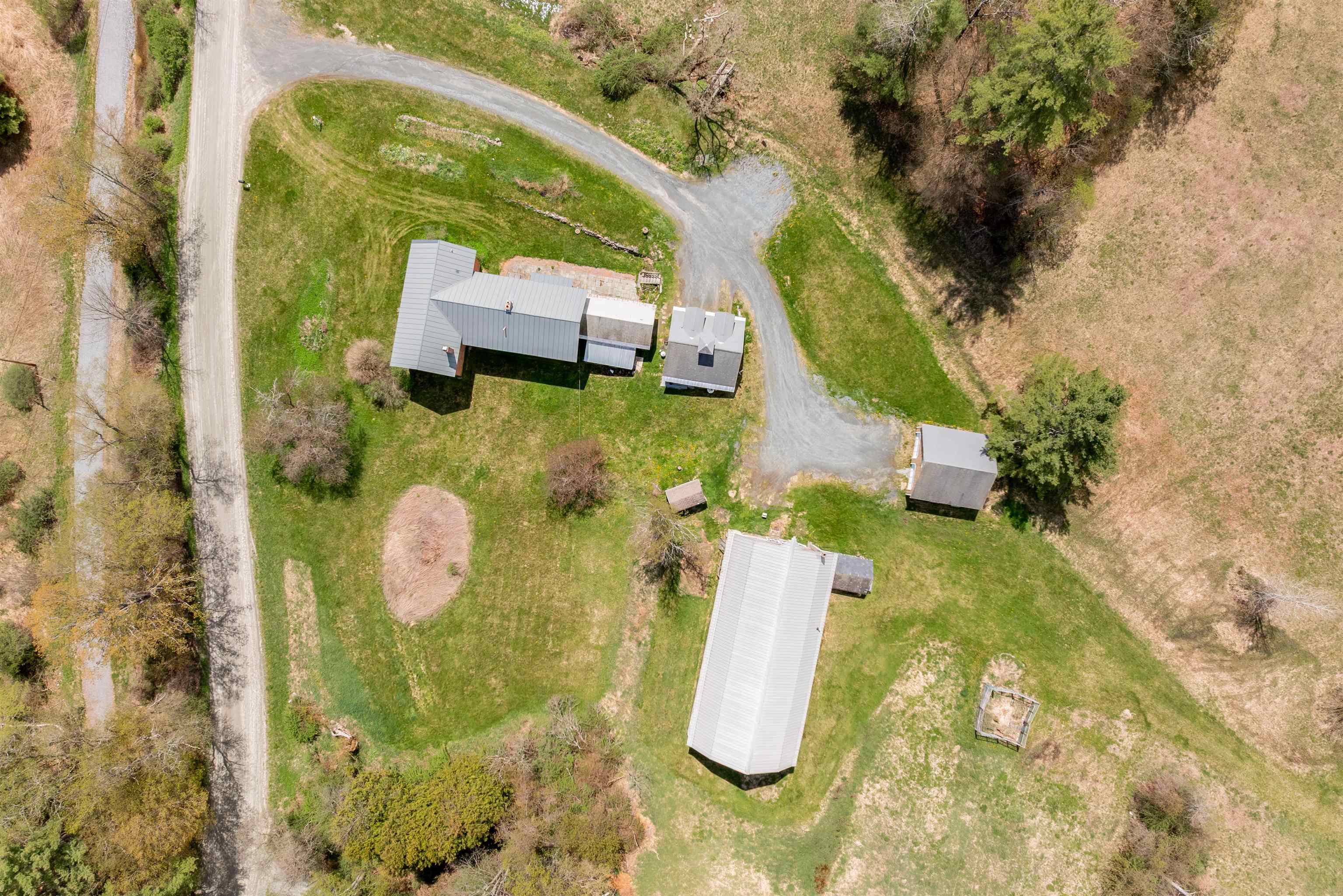 main property photo 44