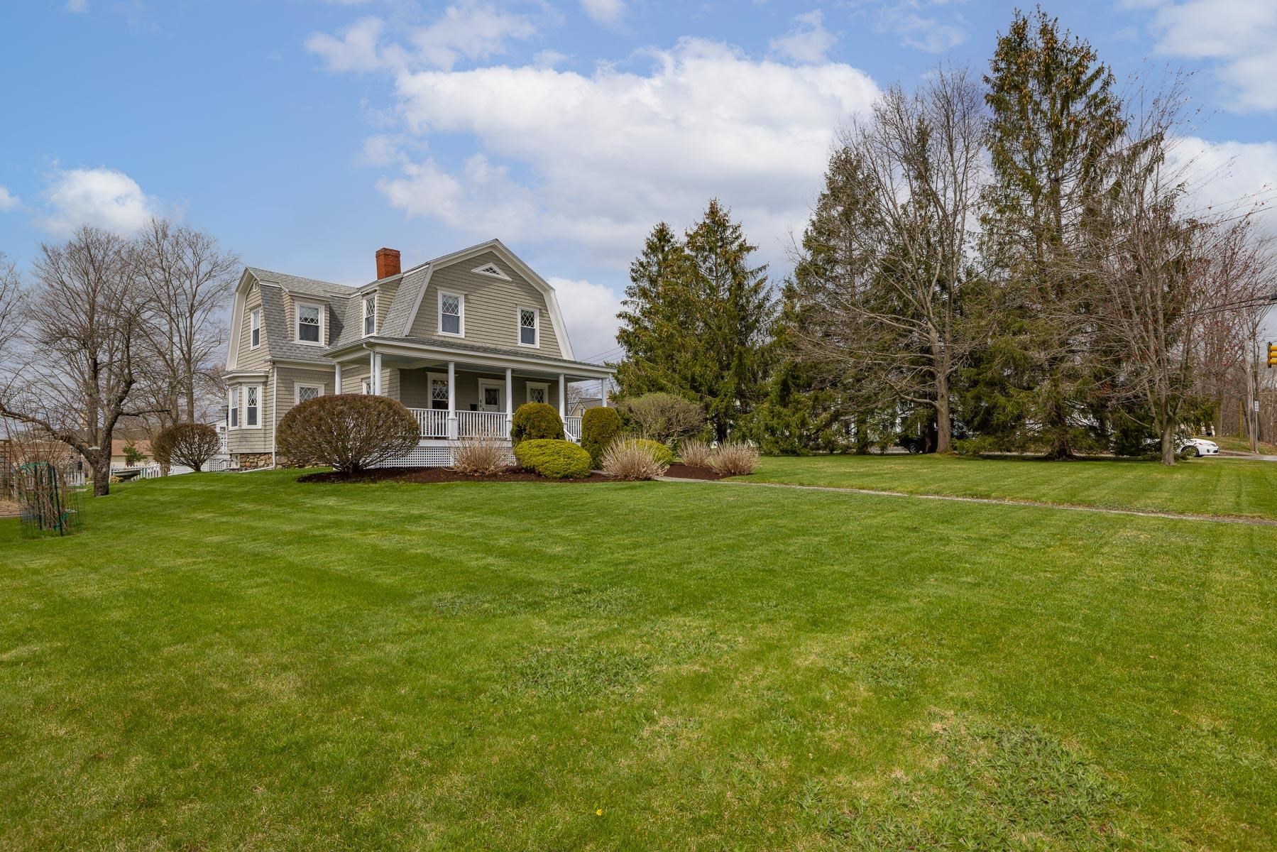 main property photo 41