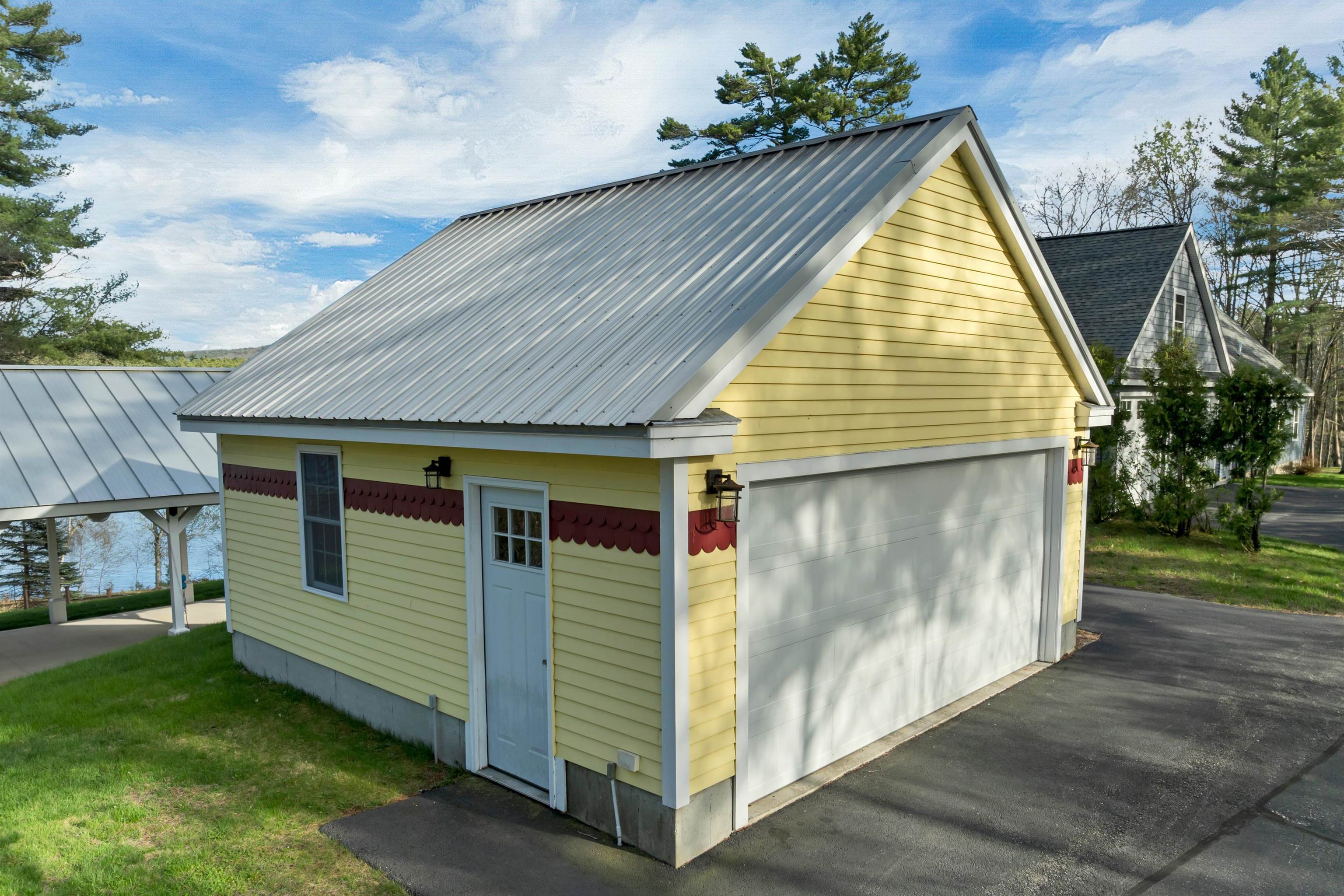 main property photo 59