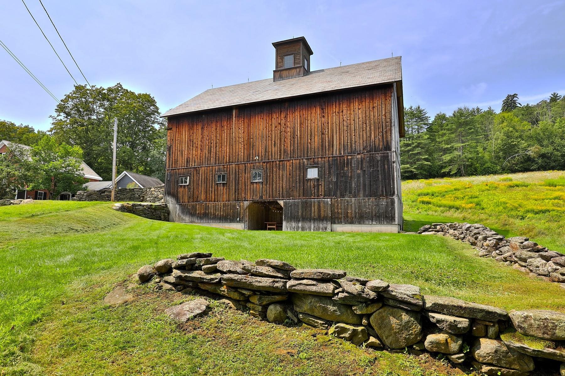 main property photo 30