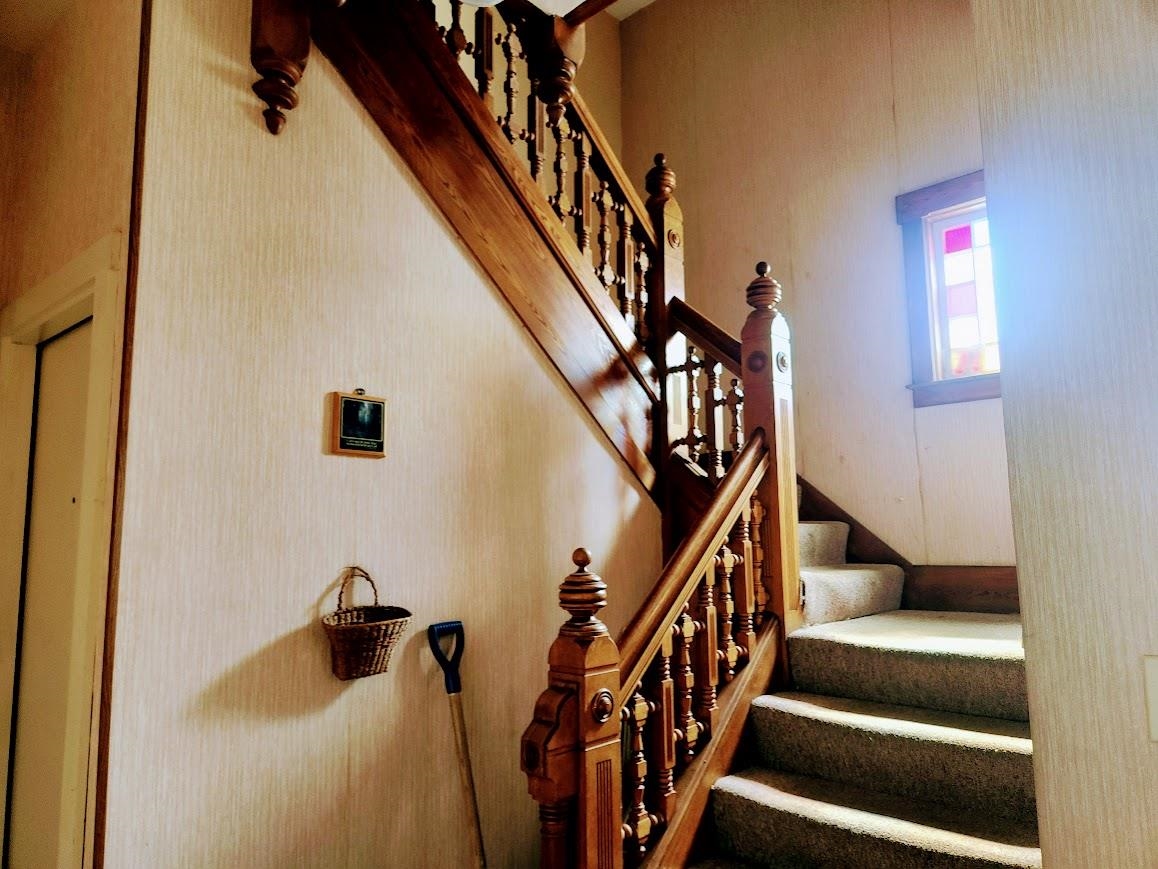 main property photo 29