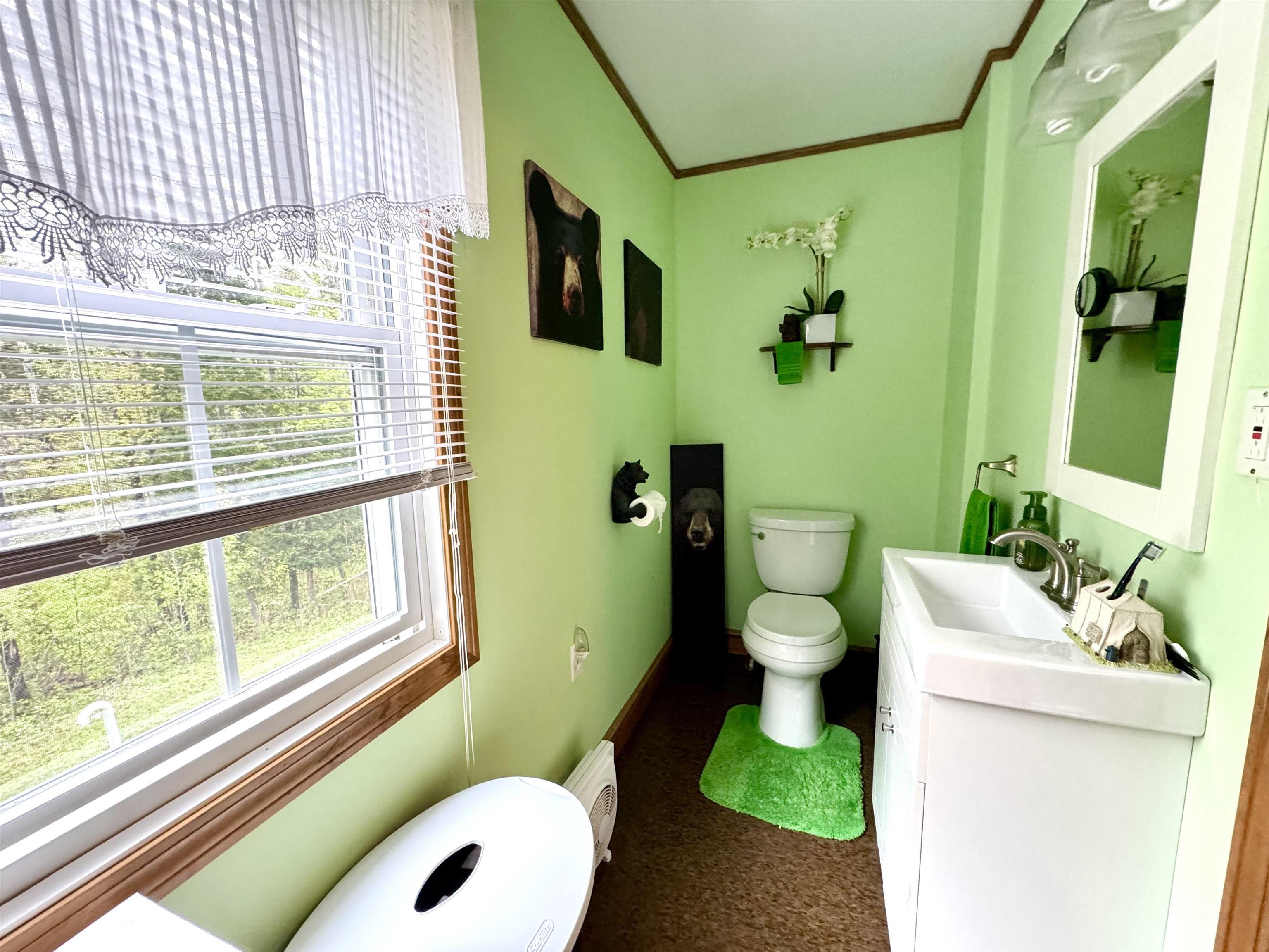main property photo 32