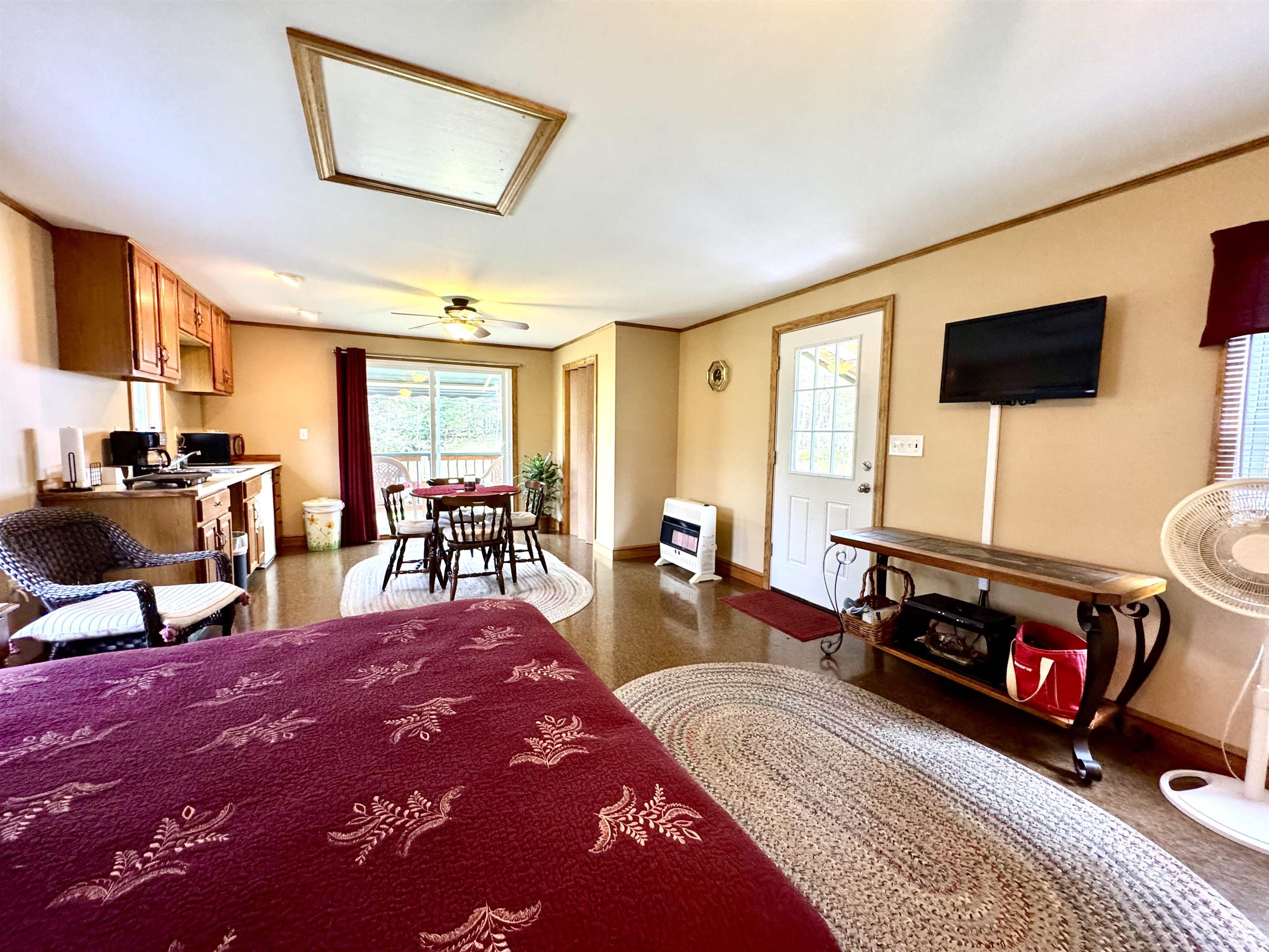 main property photo 35