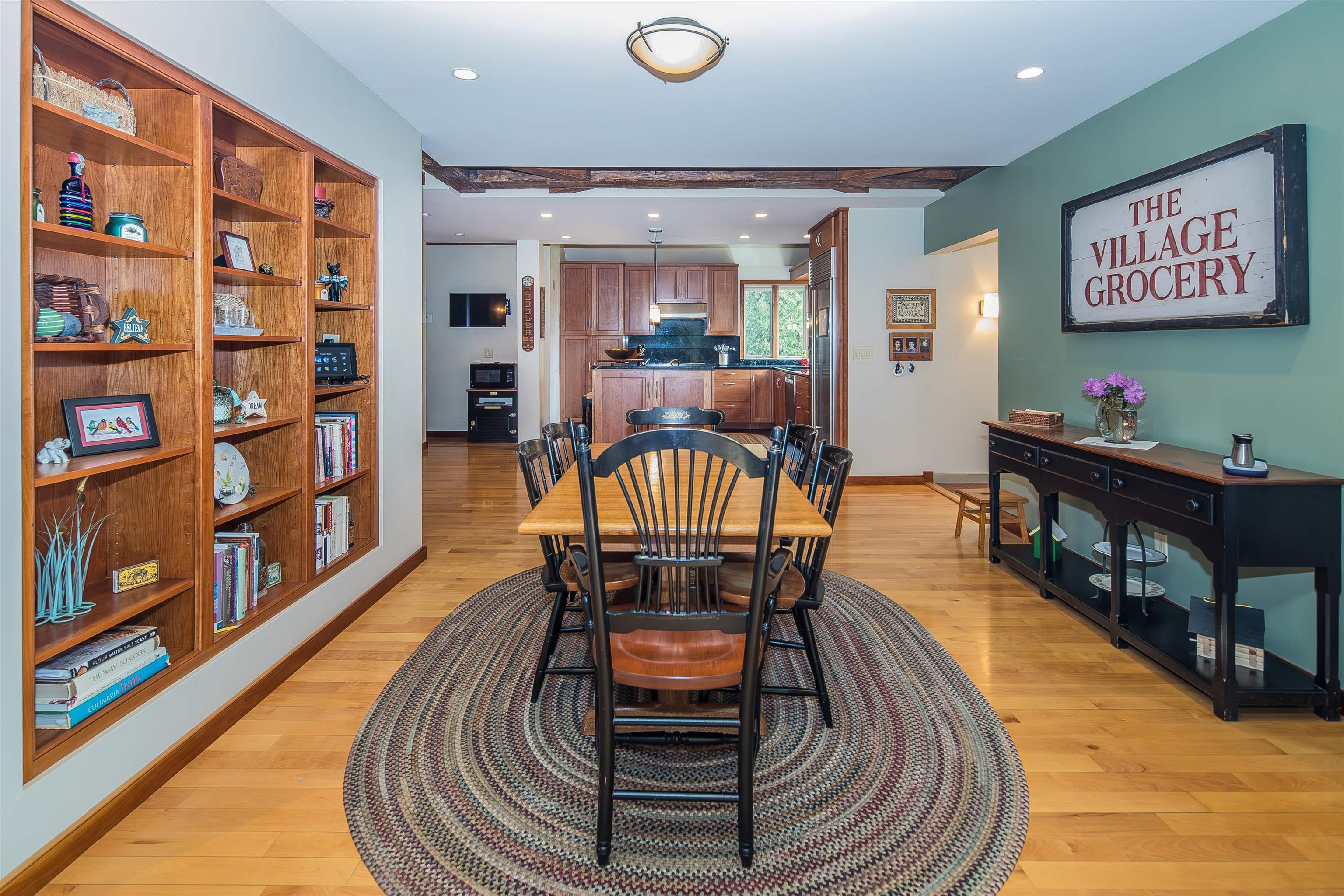 main property photo 14