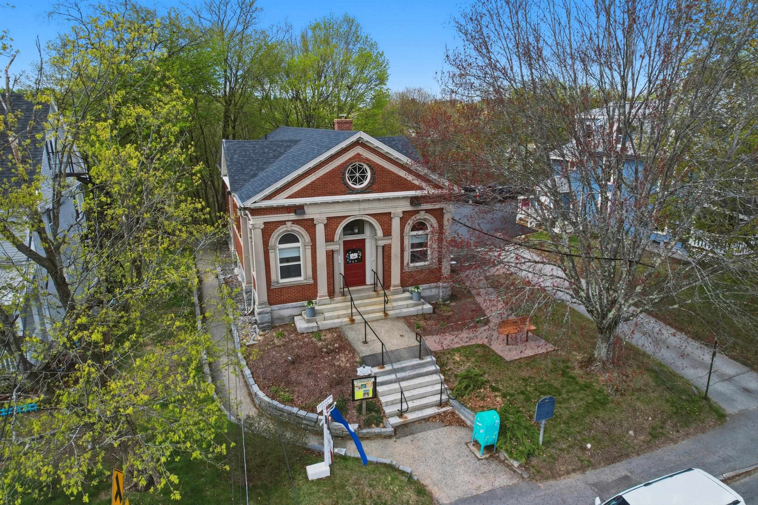 main property photo 18
