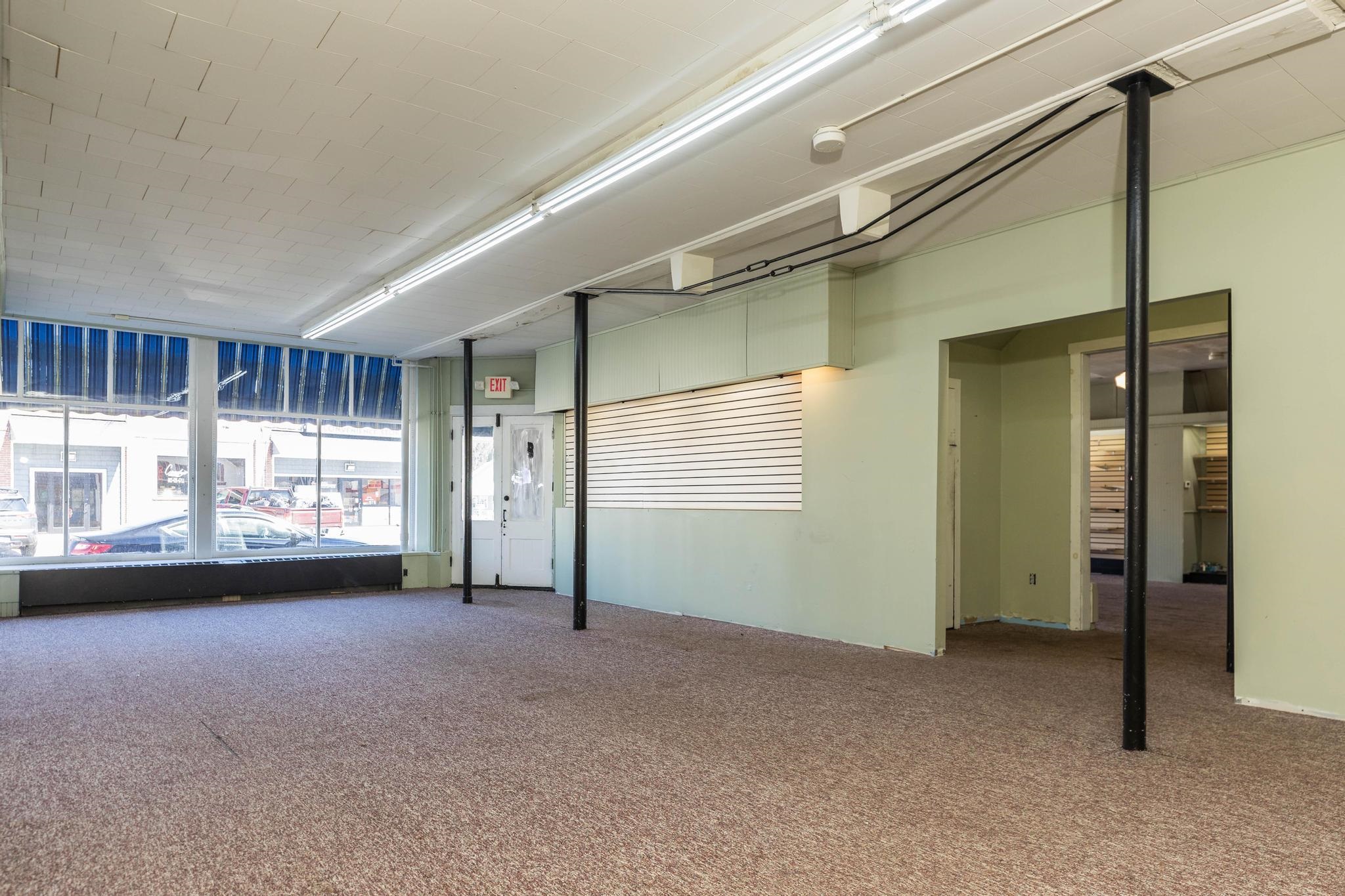 main property photo 30