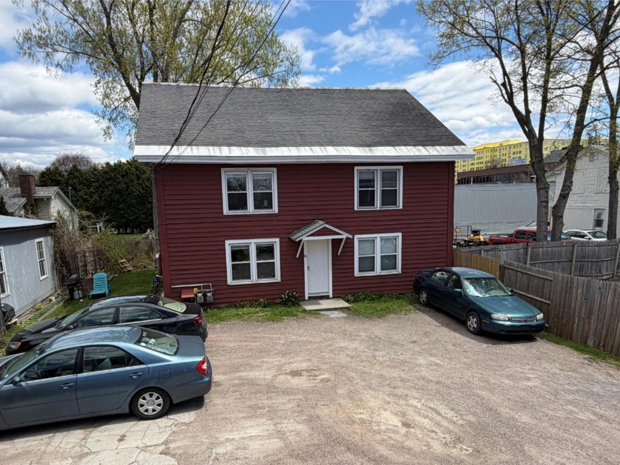 main property photo 4