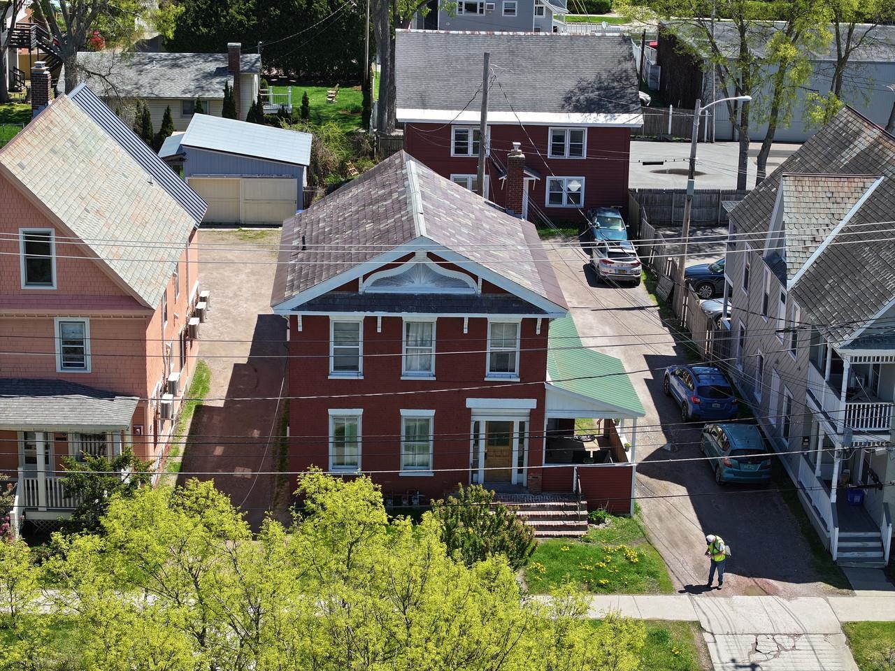 main property photo 49