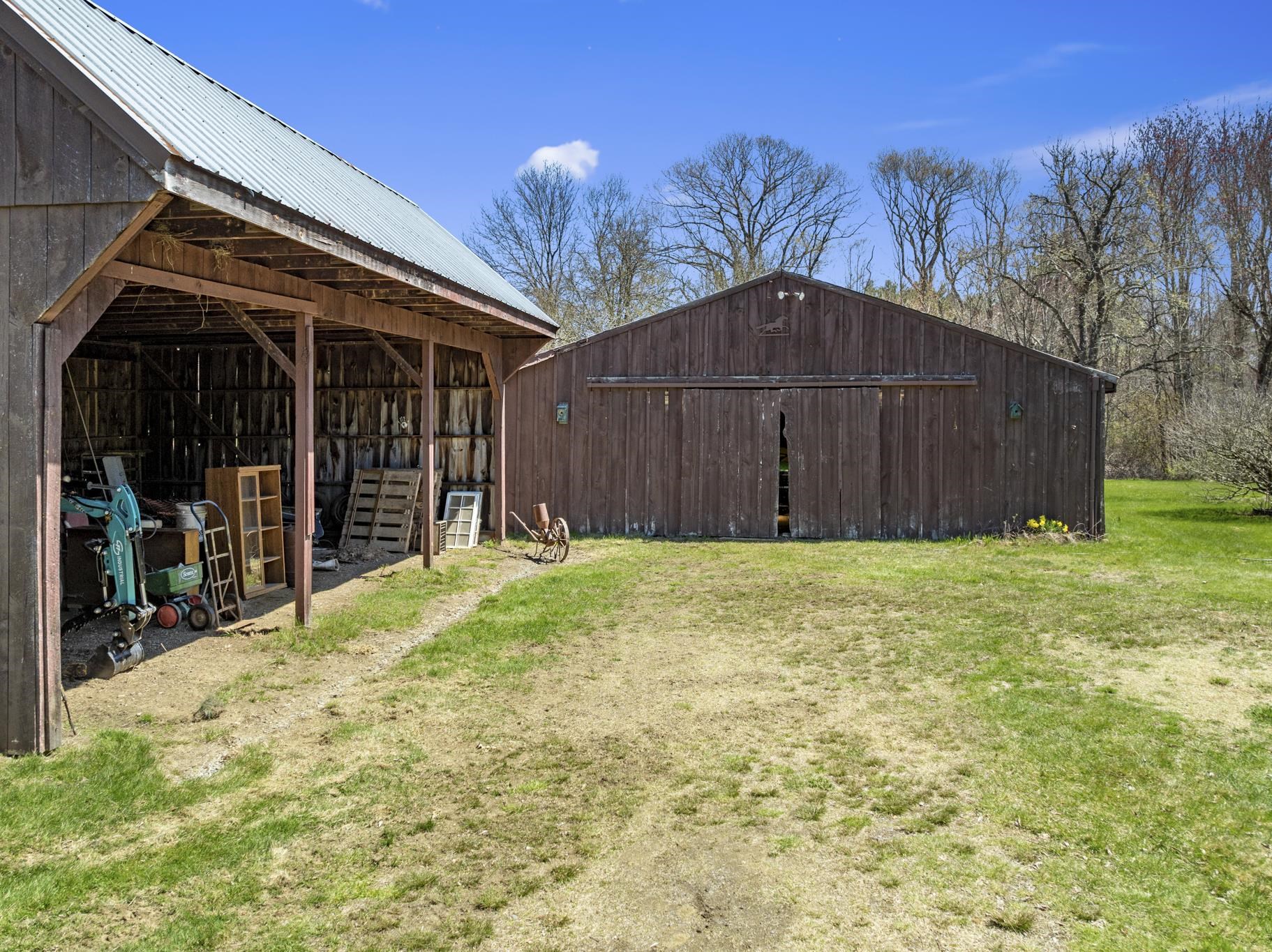 main property photo 48