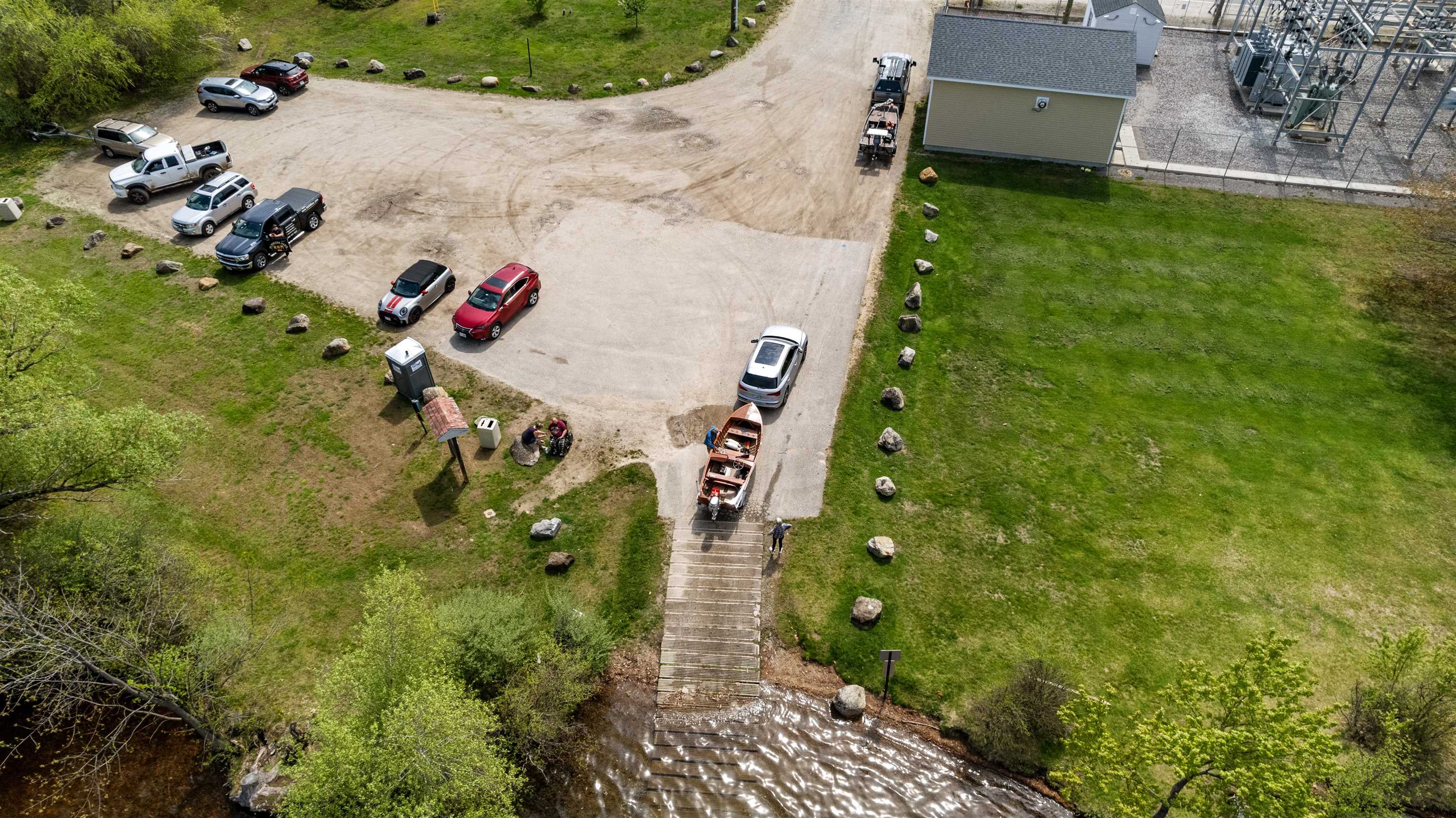 main property photo 14
