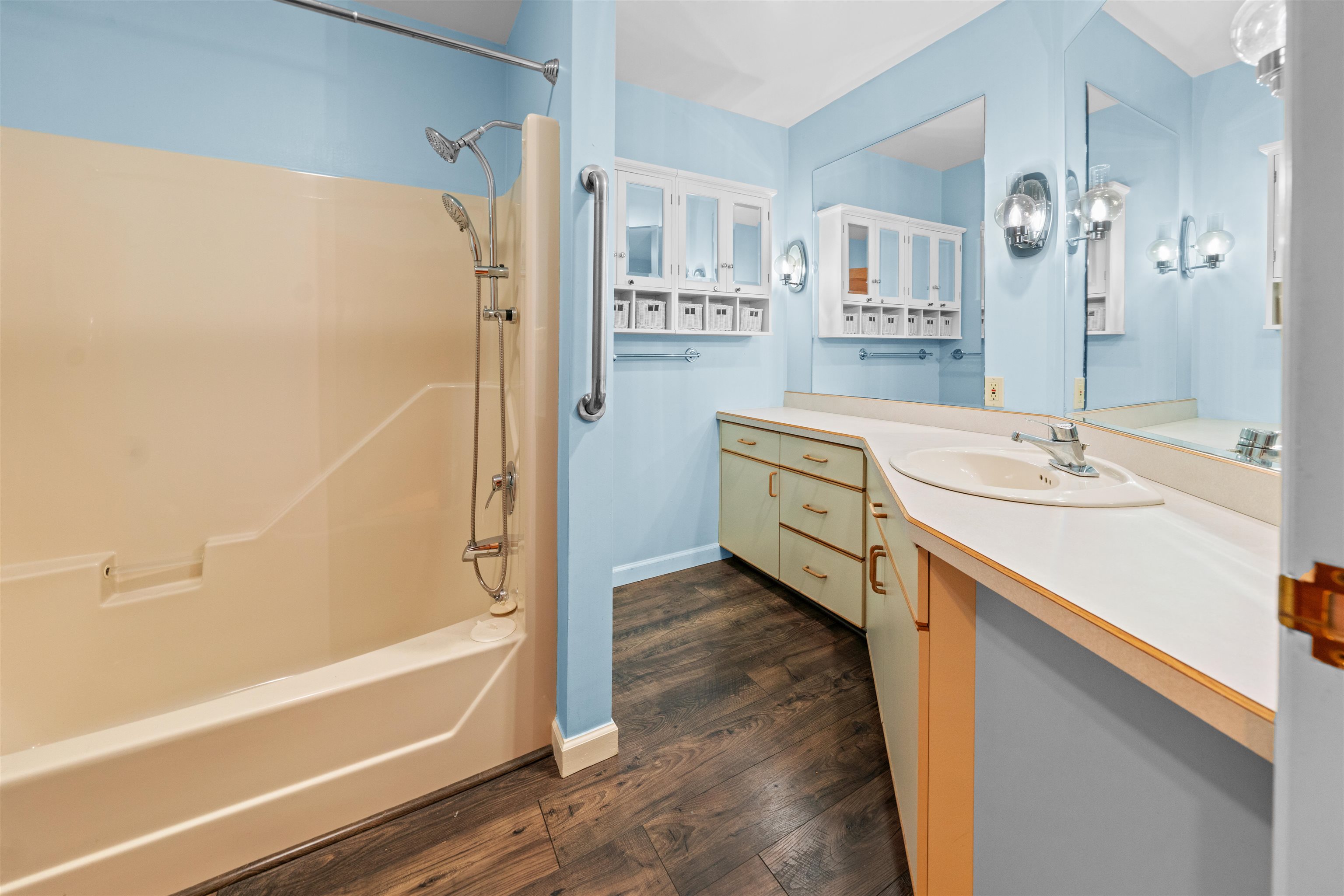 main property photo 51