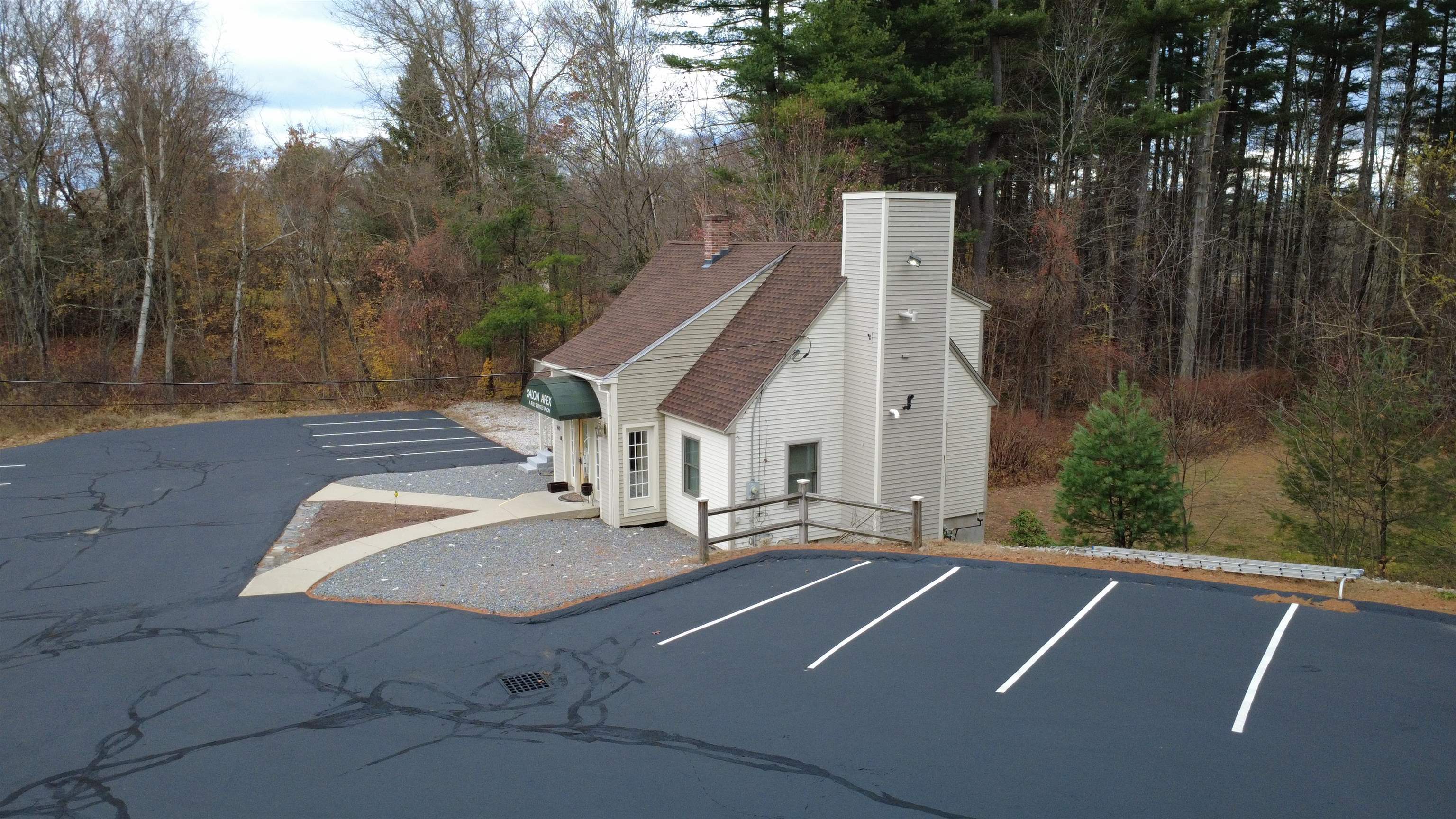 main property photo 24