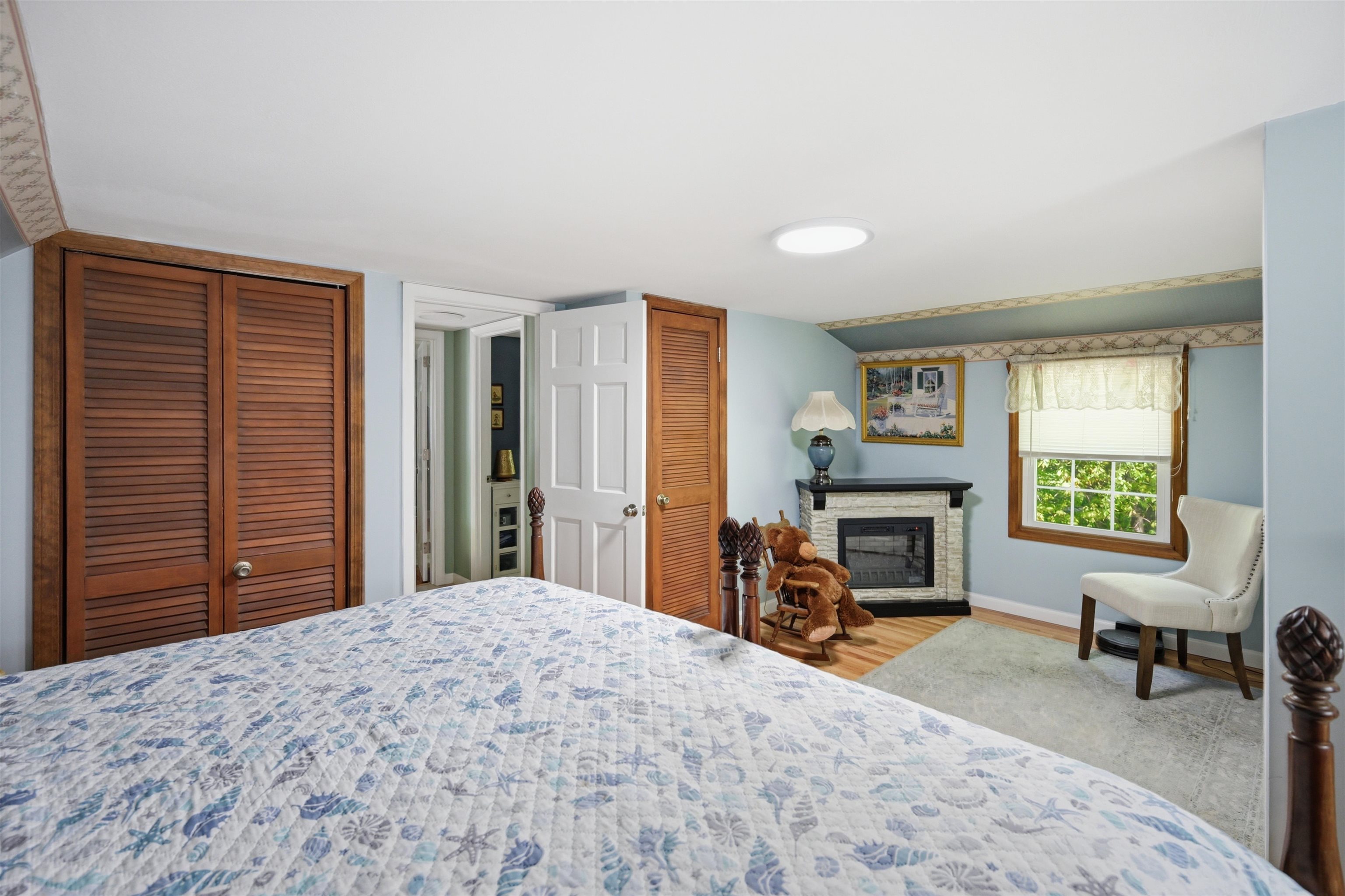 main property photo 26