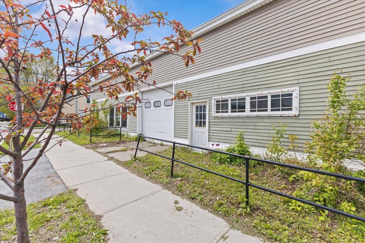 main property photo 8