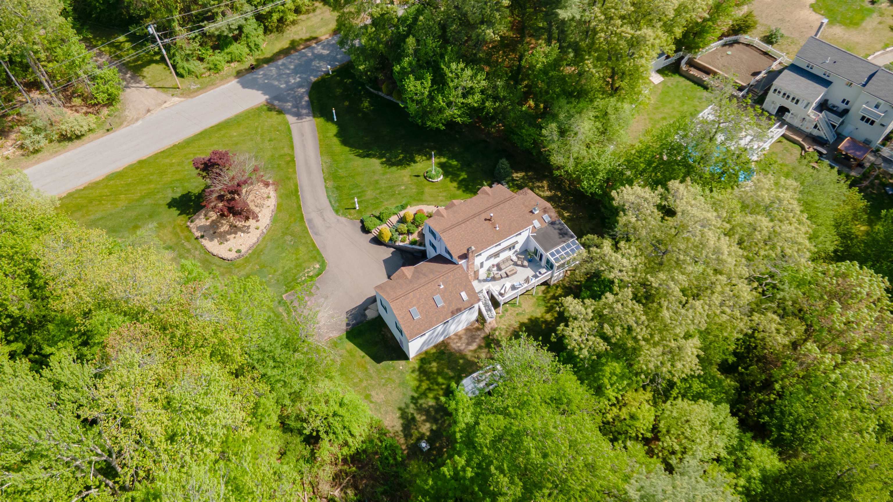 main property photo 45