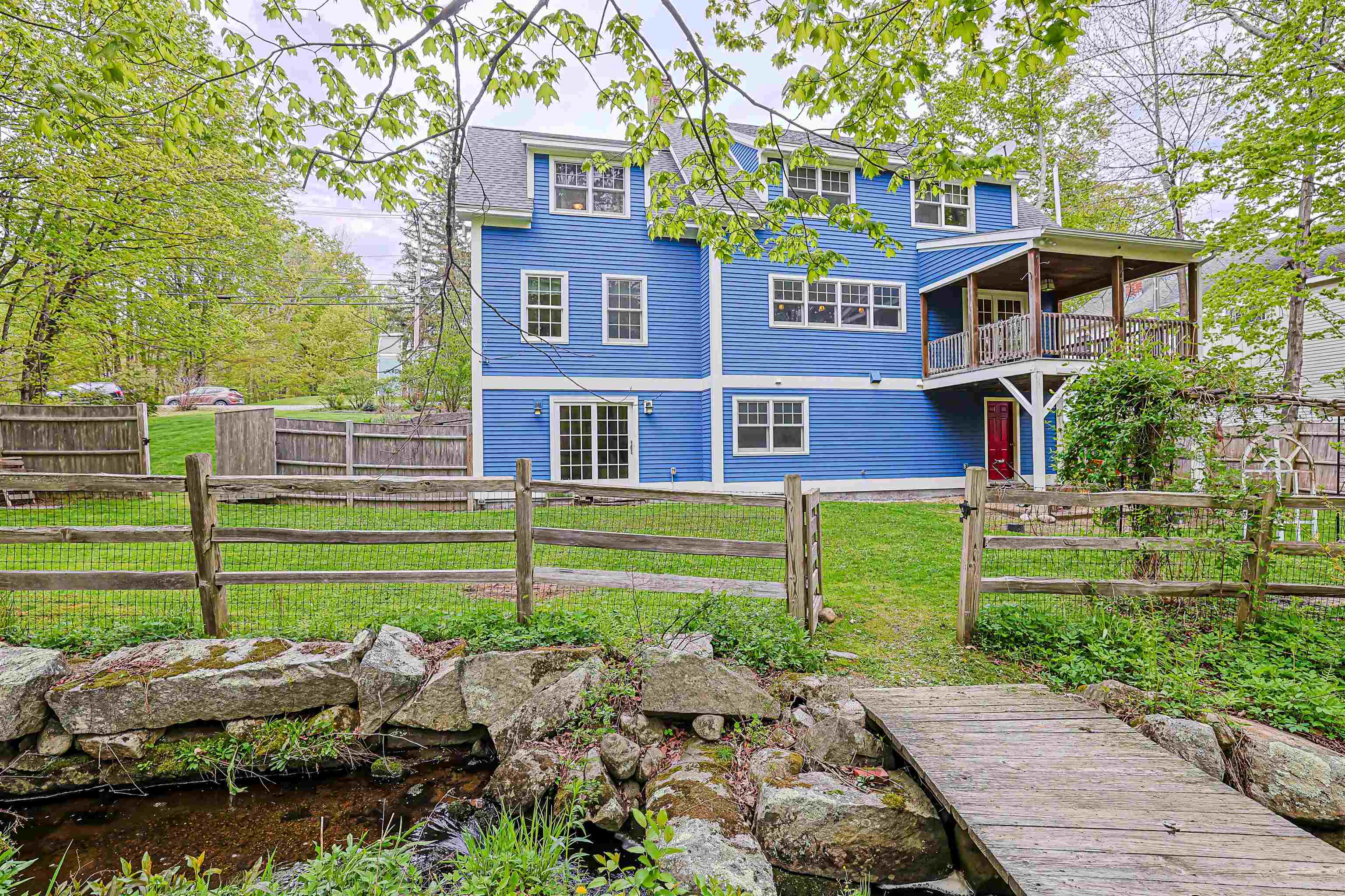 main property photo 54