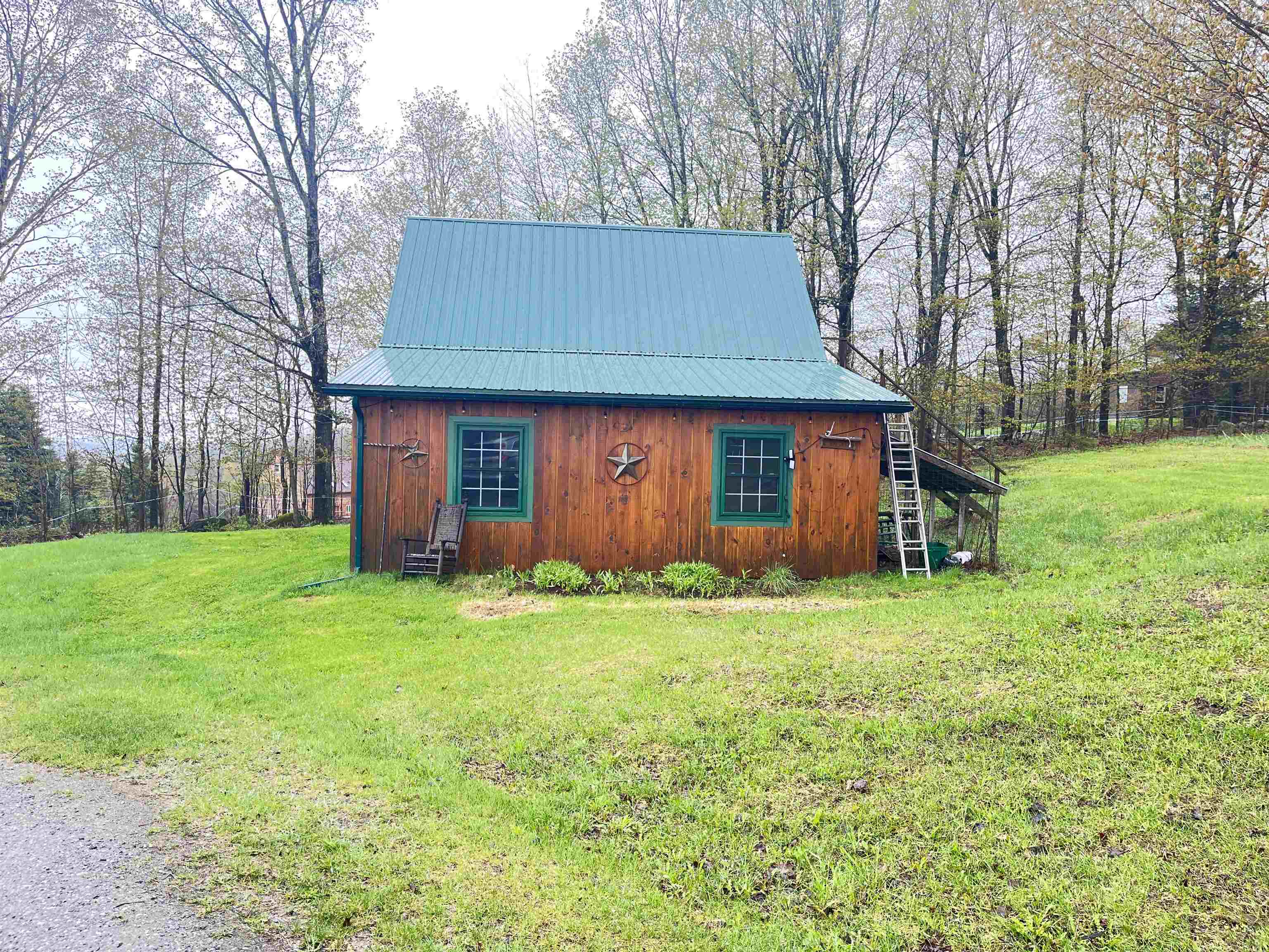 main property photo 36