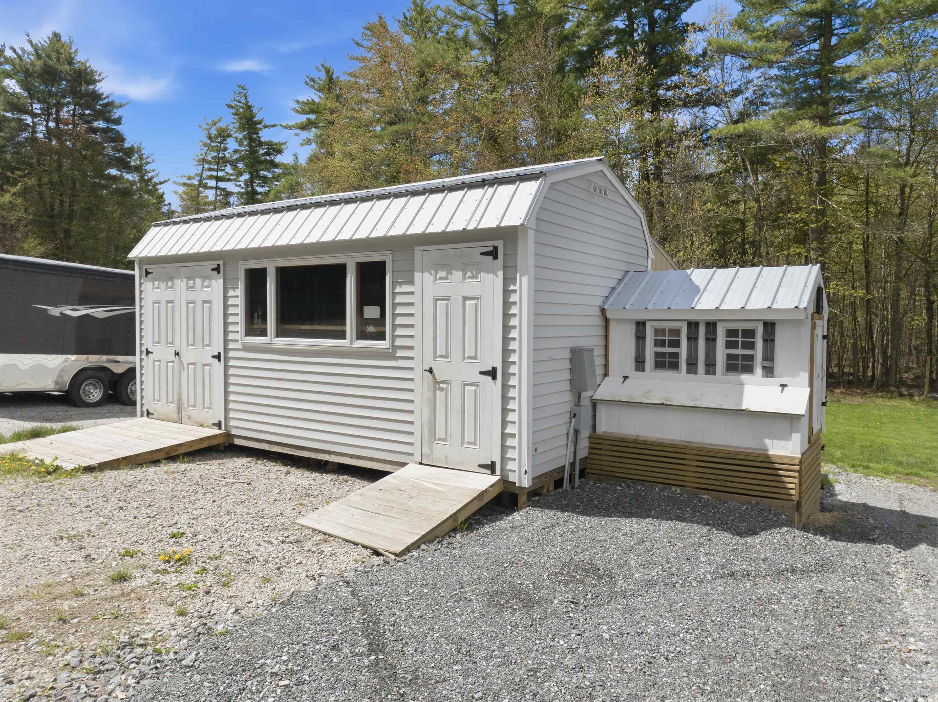 main property photo 57
