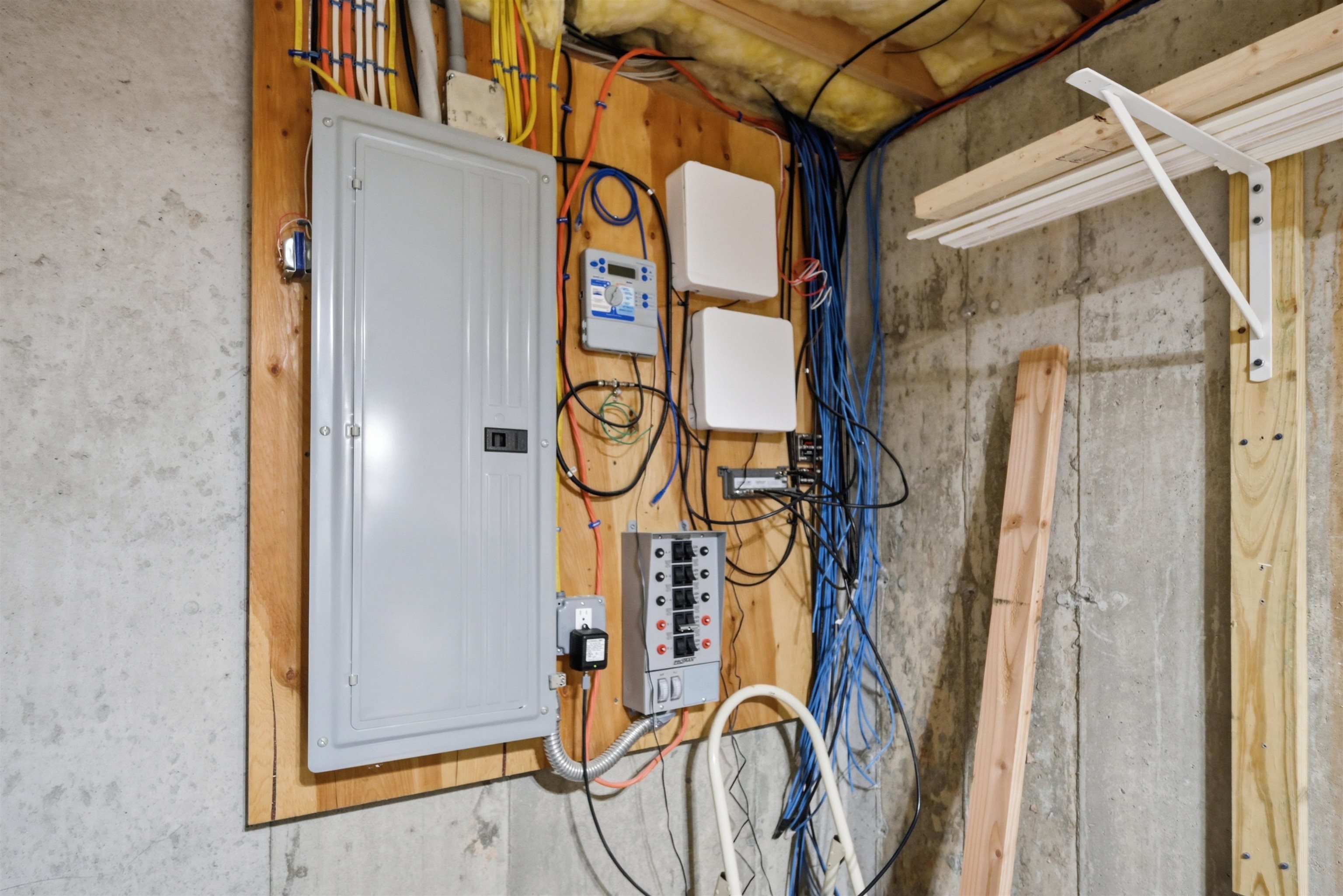 main property photo 41